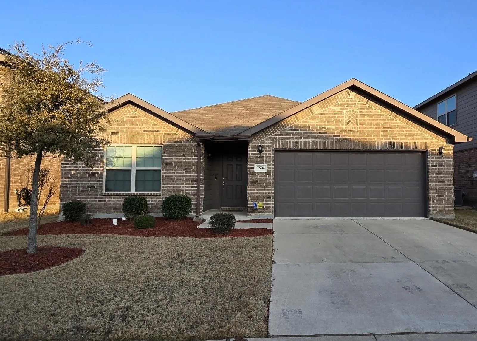 Single Family Residence For Rent in Tarrant County , 7504 Boat Wind Road, Fort Worth, Texas 76179, 3 Bedroom, 2 Bathroom, 2 Garage spaces, 1,924 Sqft, built in 2018, mls#21273300, Real Estate Agent in Fort Worth, Homes For Rent in Tarrant county, Homes For Rent in Fort Worth, Realtor in Fort Worth Texas, Real Estate Brokerage Independent Realty Texas, Luminita Cordes Realtor