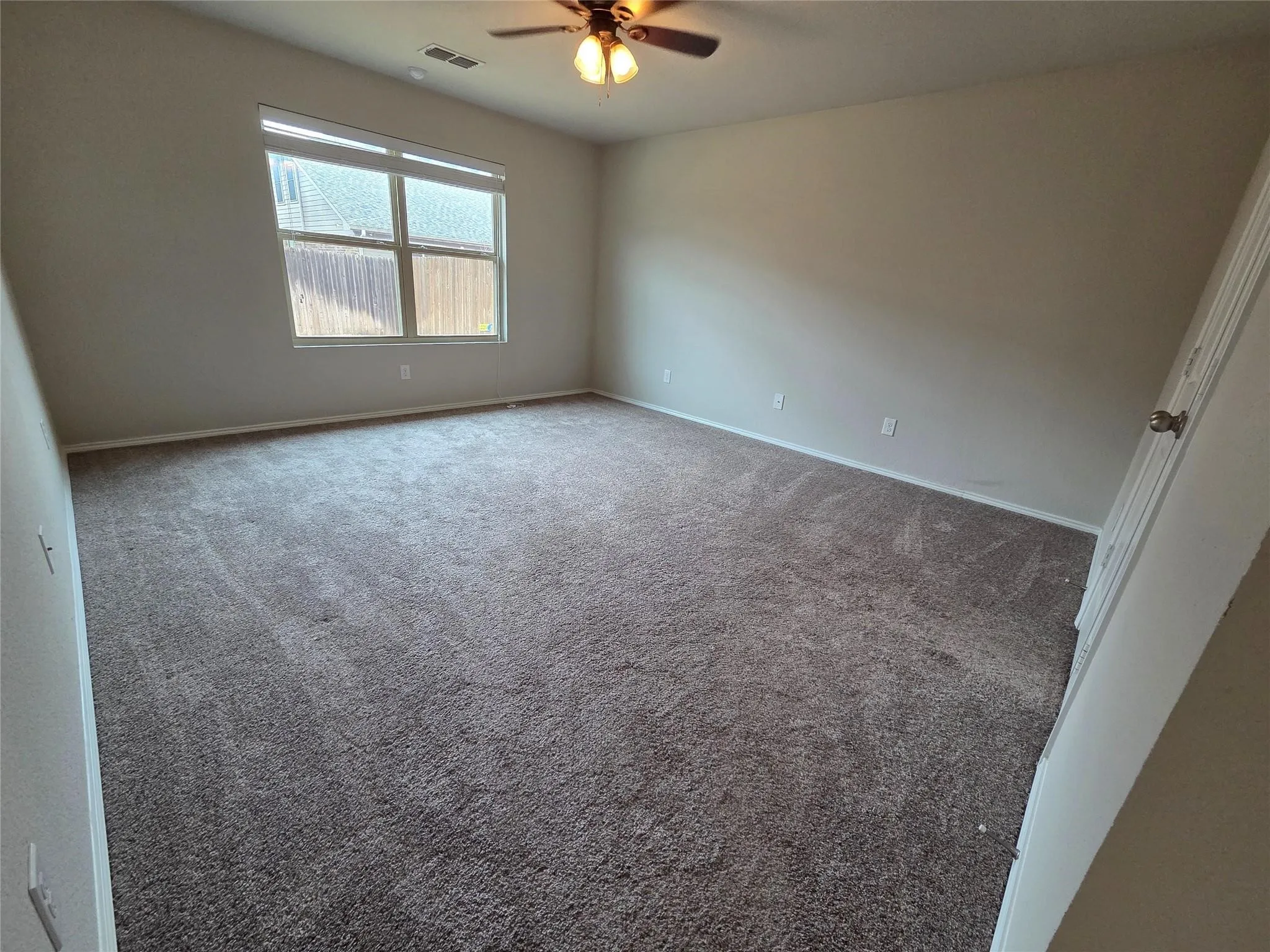 Single Family Residence For Rent in Tarrant County , 7504 Boat Wind Road, Fort Worth, Texas 76179, 3 Bedroom, 2 Bathroom, 2 Garage spaces, 1,924 Sqft, built in 2018, mls#21273300, Real Estate Agent in Fort Worth, Homes For Rent in Tarrant county, Homes For Rent in Fort Worth, Realtor in Fort Worth Texas, Real Estate Brokerage Independent Realty Texas, Luminita Cordes Realtor