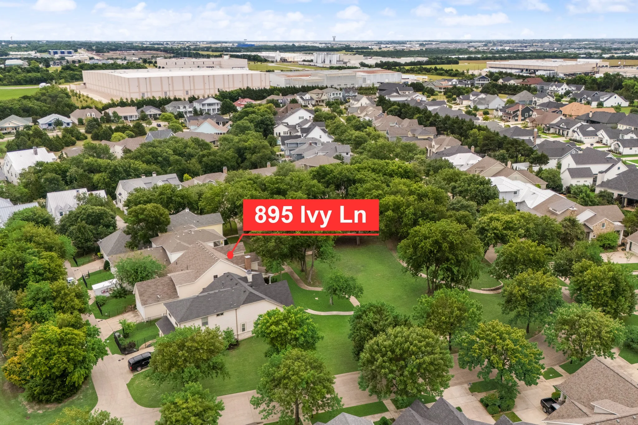 Single Family Residence For Sale in Rockwall County , 895 Ivy Lane, Rockwall, Texas 75087, 3 Bedroom, 3 Bathroom, 2 Garage spaces, 3,177 Sqft, built in 2007, mls#21273303, Real Estate Agent in Rockwall, Homes For Sale in Rockwall county, Homes For Sale in Rockwall, Realtor in Rockwall Texas, Real Estate Brokerage Independent Realty Texas, Luminita Cordes Realtor