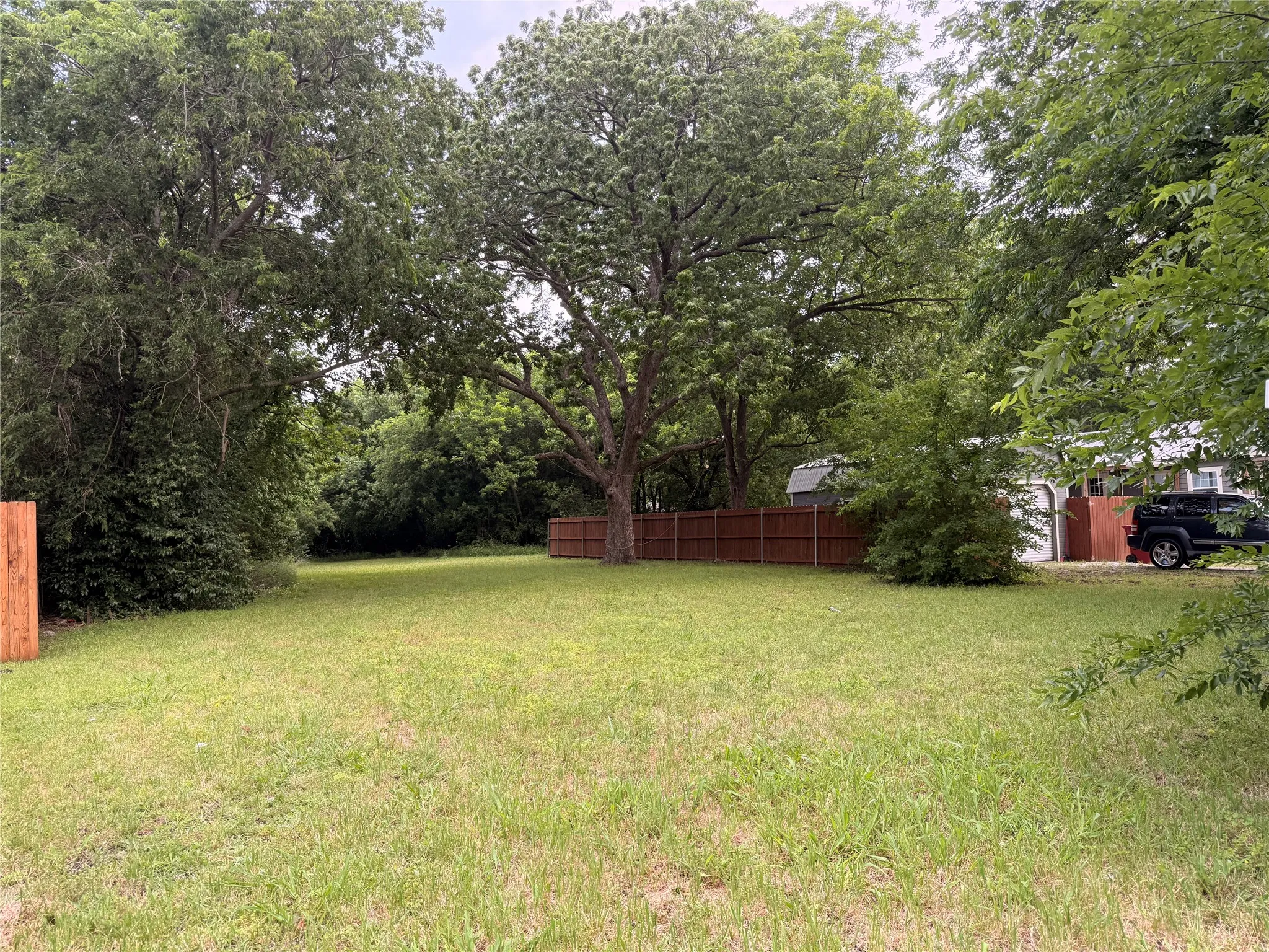 View of lot from left corner of frontage.