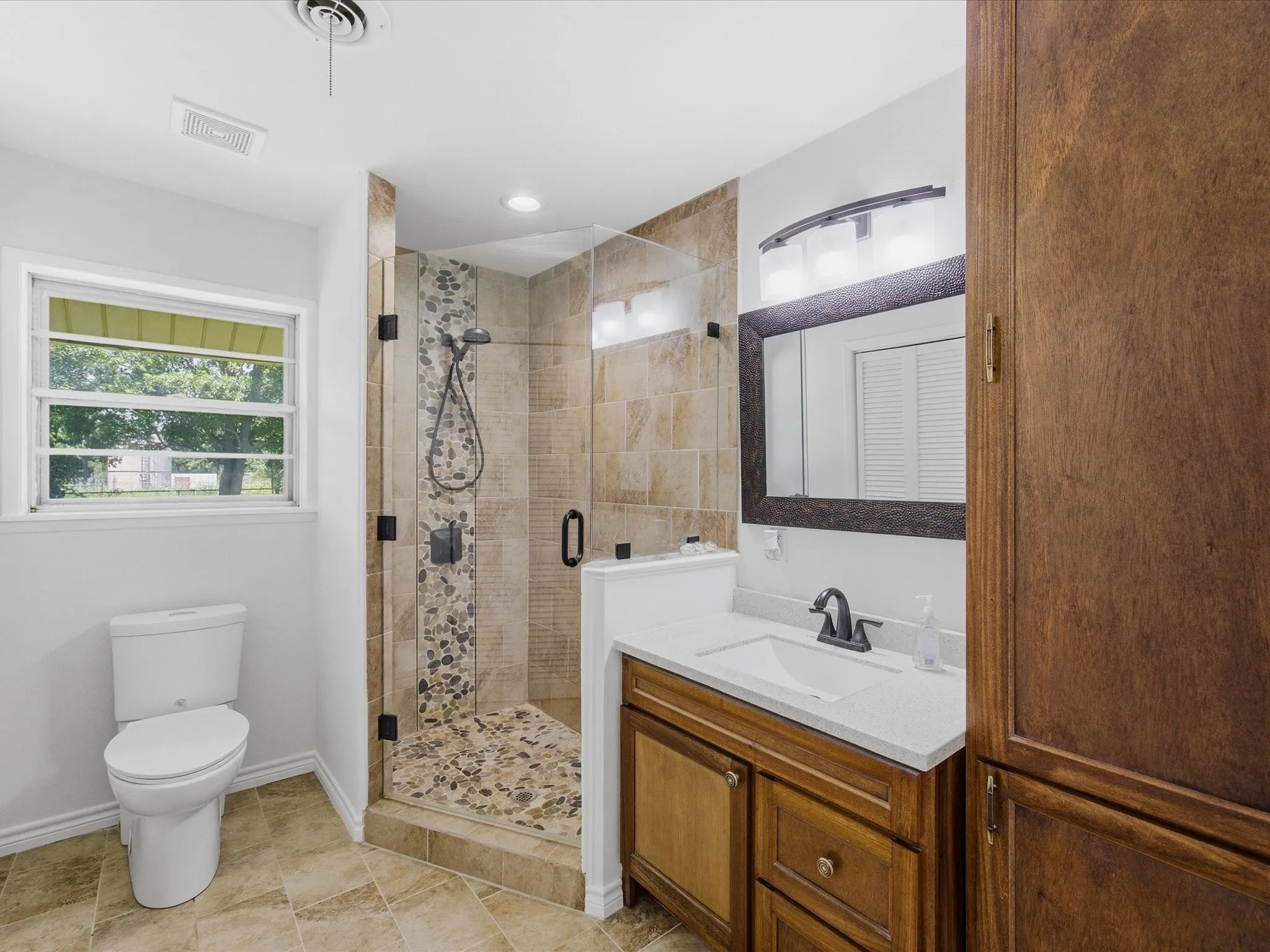 Single Family Residence For Sale in Montague County , 7642 Tx-175, Montague, Texas 76251, 3 Bedroom, 2 Bathroom, 2 Garage spaces, 1,507 Sqft, built in 0, mls#21271848, Real Estate Agent in Montague, Homes For Sale in Montague county, Homes For Sale in Montague, Realtor in Montague Texas, Real Estate Brokerage Independent Realty Texas, Luminita Cordes Realtor