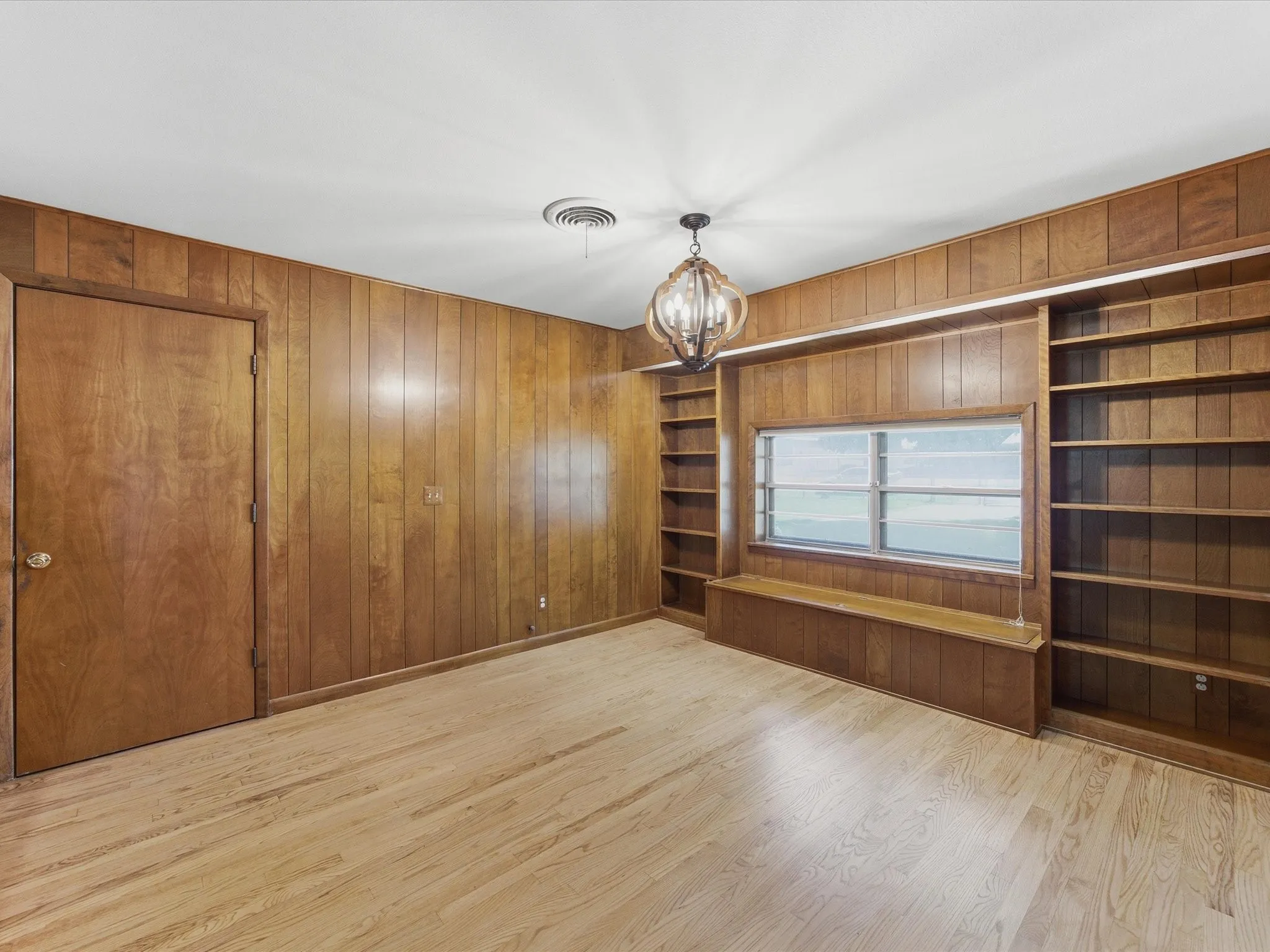 Single Family Residence For Sale in Montague County , 7642 Tx-175, Montague, Texas 76251, 3 Bedroom, 2 Bathroom, 2 Garage spaces, 1,507 Sqft, built in 0, mls#21271848, Real Estate Agent in Montague, Homes For Sale in Montague county, Homes For Sale in Montague, Realtor in Montague Texas, Real Estate Brokerage Independent Realty Texas, Luminita Cordes Realtor