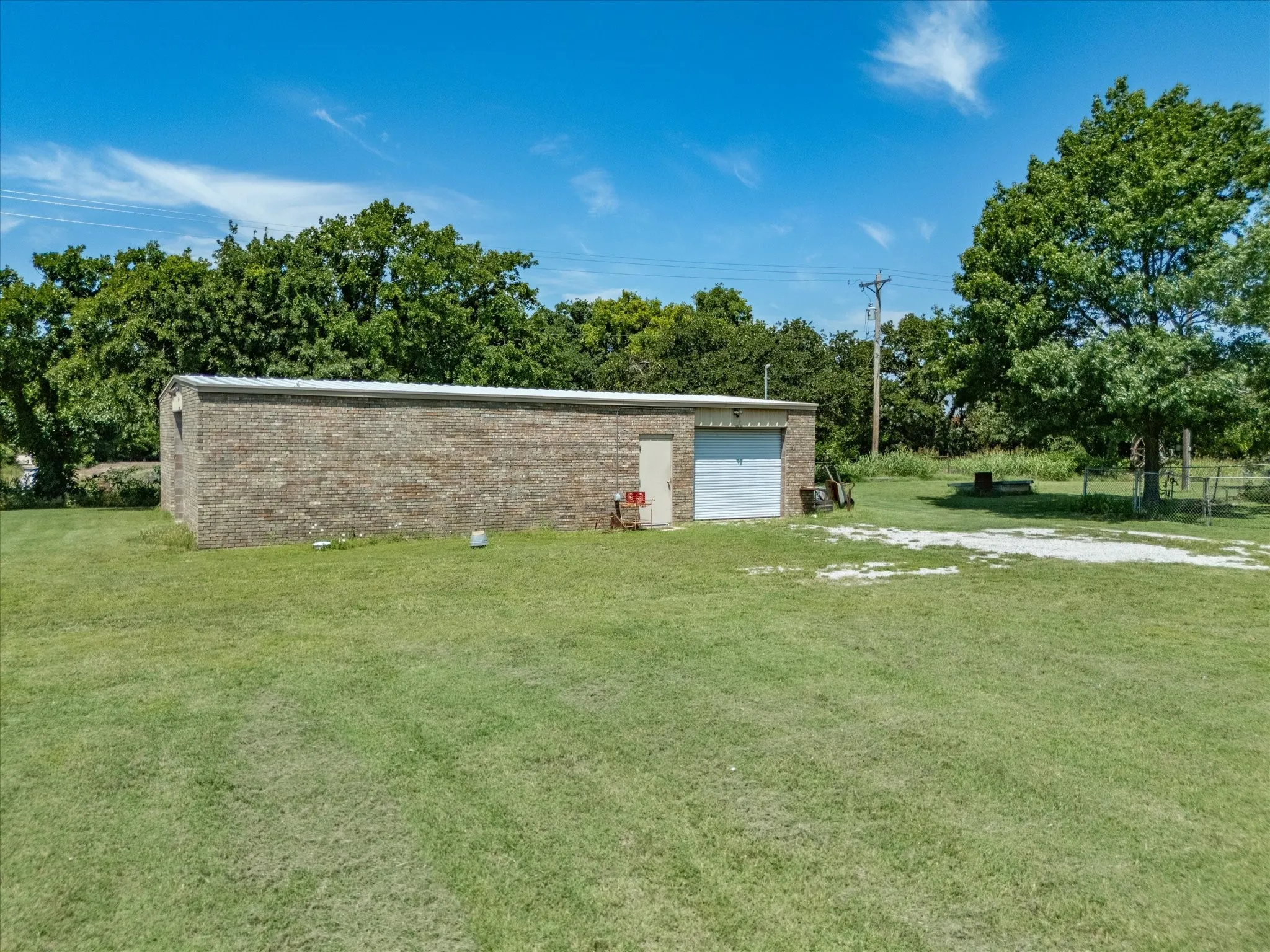 Single Family Residence For Sale in Montague County , 7642 Tx-175, Montague, Texas 76251, 3 Bedroom, 2 Bathroom, 2 Garage spaces, 1,507 Sqft, built in 0, mls#21271848, Real Estate Agent in Montague, Homes For Sale in Montague county, Homes For Sale in Montague, Realtor in Montague Texas, Real Estate Brokerage Independent Realty Texas, Luminita Cordes Realtor