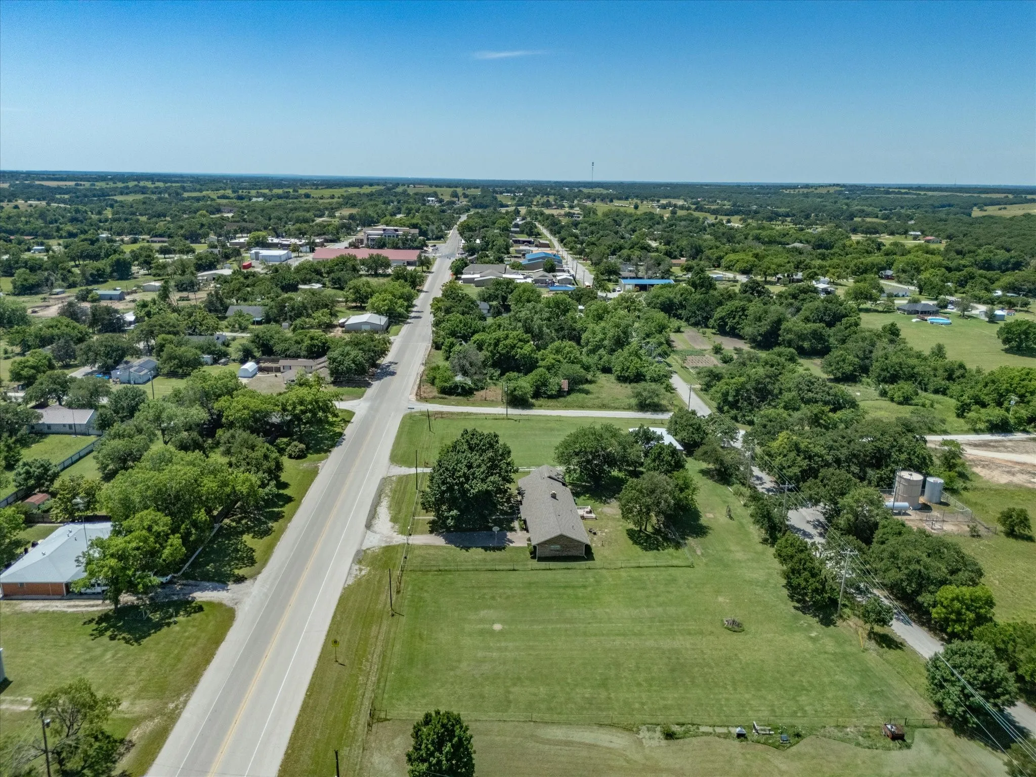 Single Family Residence For Sale in Montague County , 7642 Tx-175, Montague, Texas 76251, 3 Bedroom, 2 Bathroom, 2 Garage spaces, 1,507 Sqft, built in 0, mls#21271848, Real Estate Agent in Montague, Homes For Sale in Montague county, Homes For Sale in Montague, Realtor in Montague Texas, Real Estate Brokerage Independent Realty Texas, Luminita Cordes Realtor