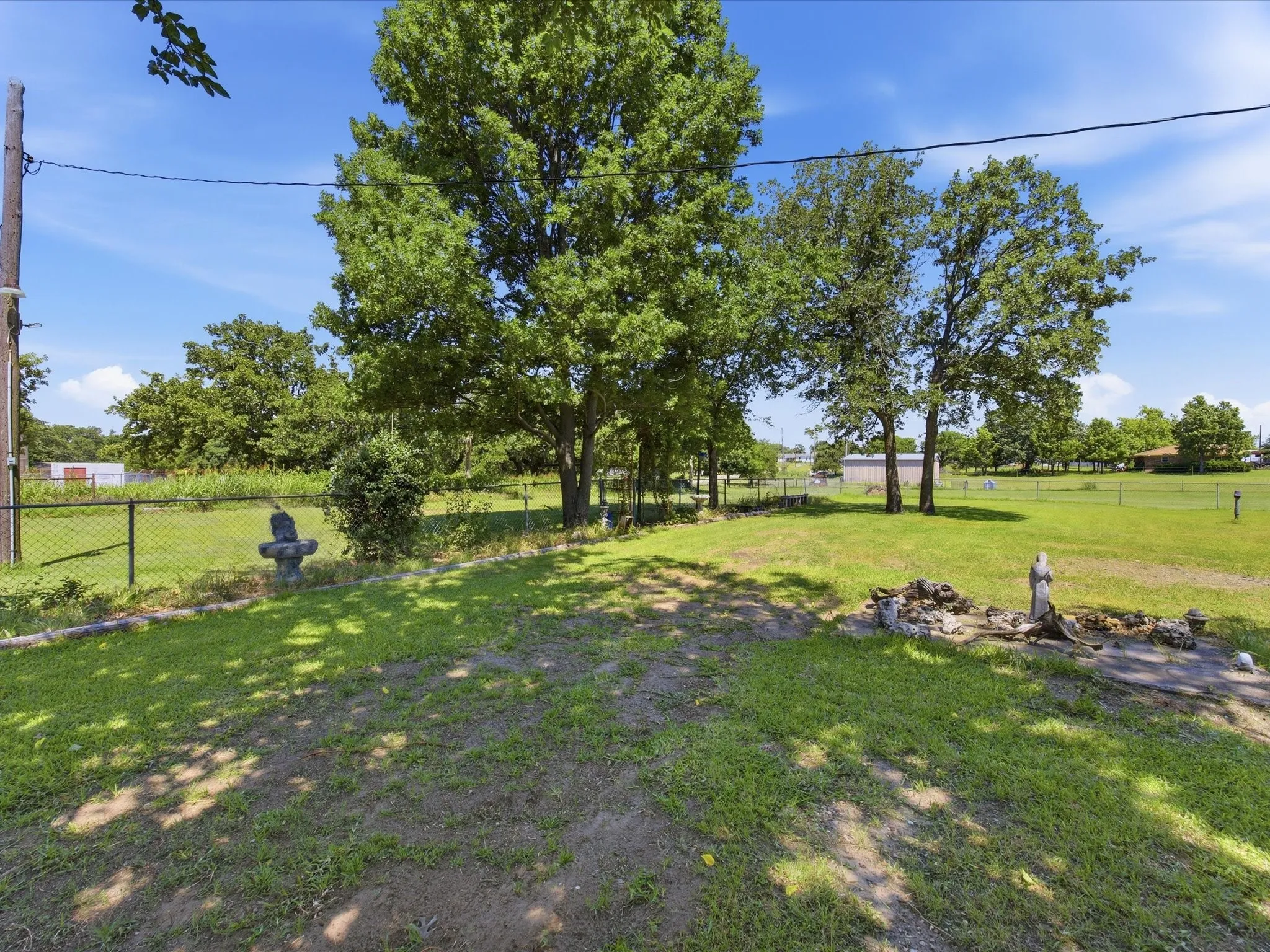 Single Family Residence For Sale in Montague County , 7642 Tx-175, Montague, Texas 76251, 3 Bedroom, 2 Bathroom, 2 Garage spaces, 1,507 Sqft, built in 0, mls#21271848, Real Estate Agent in Montague, Homes For Sale in Montague county, Homes For Sale in Montague, Realtor in Montague Texas, Real Estate Brokerage Independent Realty Texas, Luminita Cordes Realtor