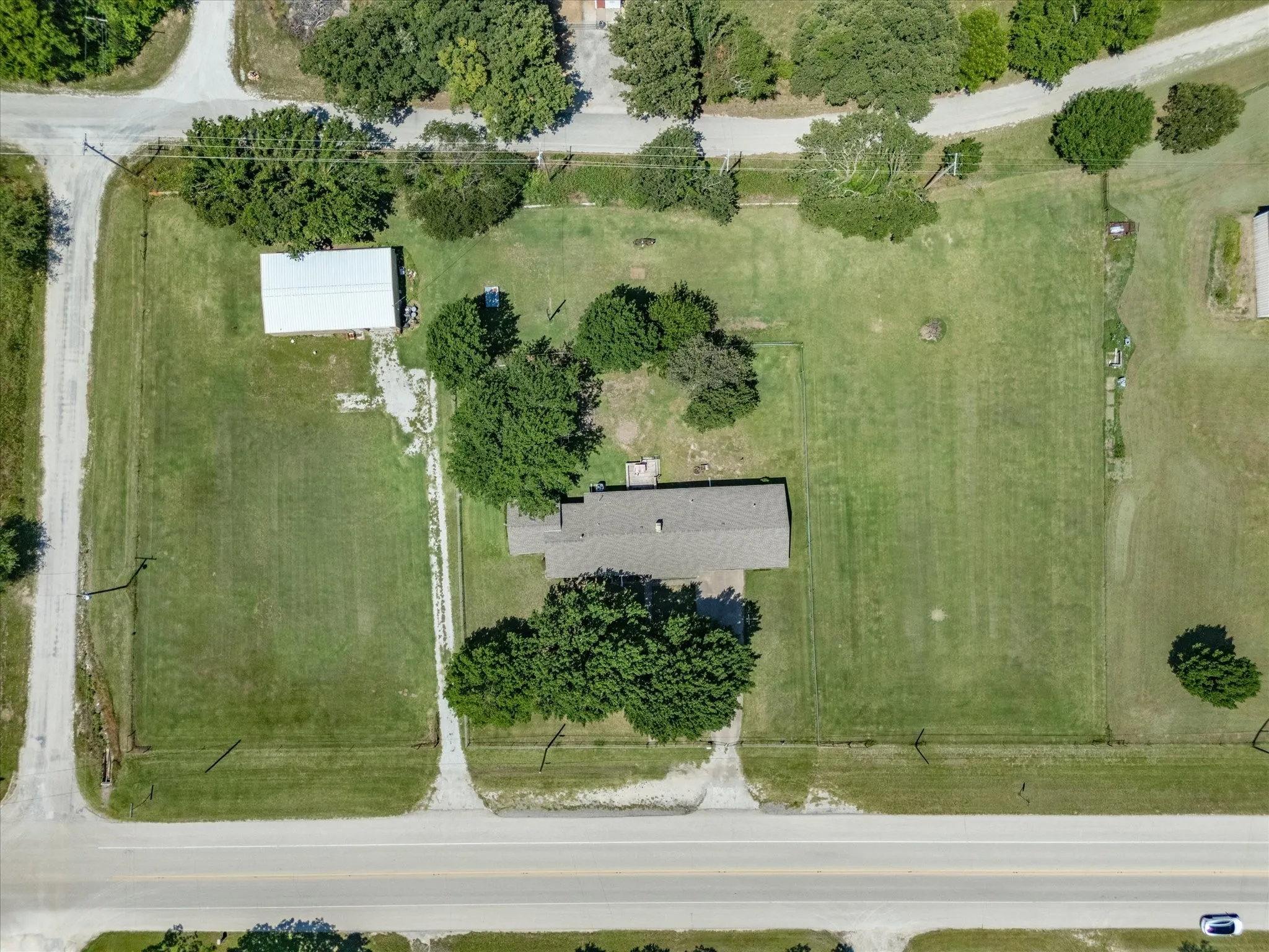 Single Family Residence For Sale in Montague County , 7642 Tx-175, Montague, Texas 76251, 3 Bedroom, 2 Bathroom, 2 Garage spaces, 1,507 Sqft, built in 0, mls#21271848, Real Estate Agent in Montague, Homes For Sale in Montague county, Homes For Sale in Montague, Realtor in Montague Texas, Real Estate Brokerage Independent Realty Texas, Luminita Cordes Realtor