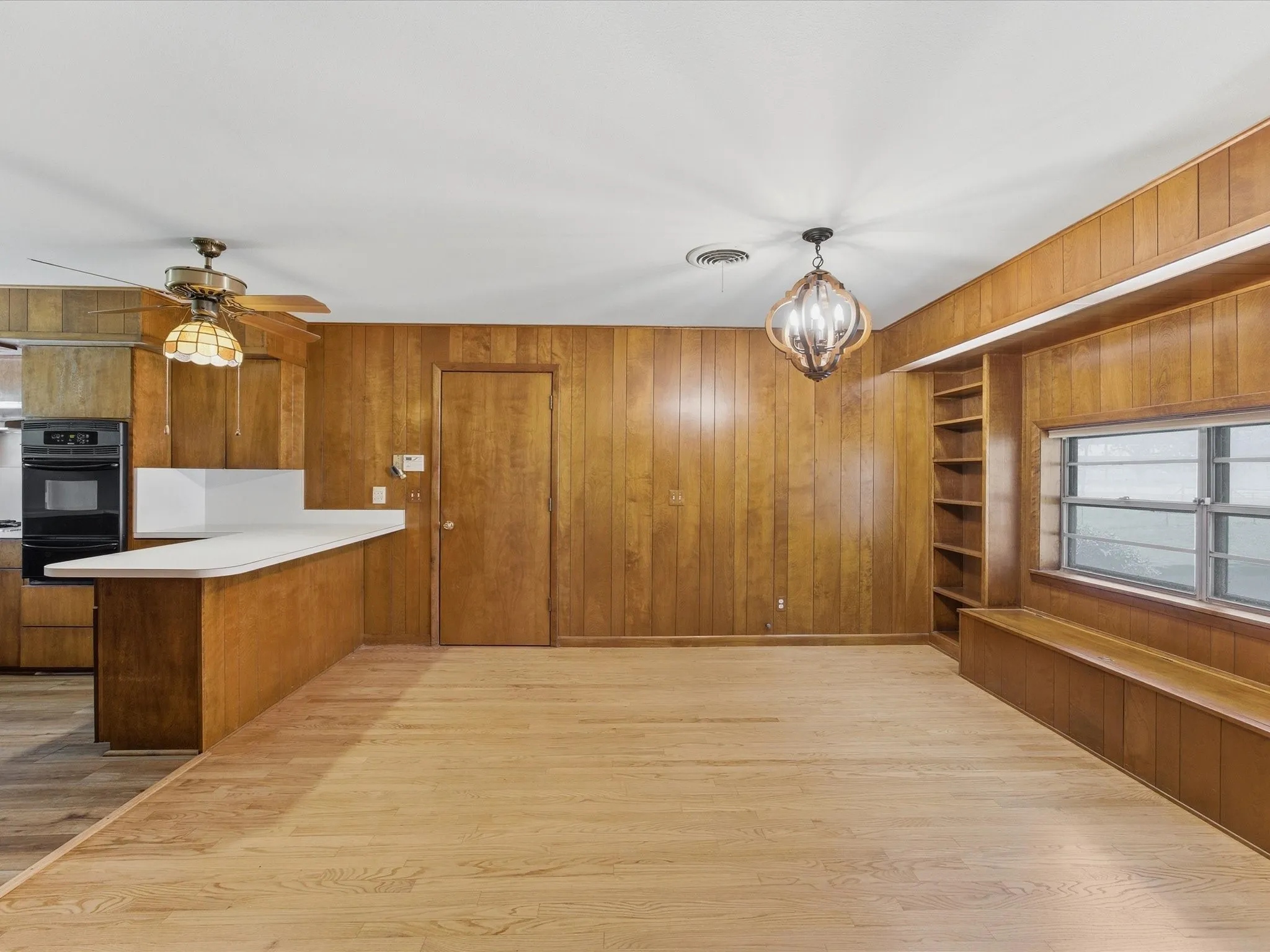 Single Family Residence For Sale in Montague County , 7642 Tx-175, Montague, Texas 76251, 3 Bedroom, 2 Bathroom, 2 Garage spaces, 1,507 Sqft, built in 0, mls#21271848, Real Estate Agent in Montague, Homes For Sale in Montague county, Homes For Sale in Montague, Realtor in Montague Texas, Real Estate Brokerage Independent Realty Texas, Luminita Cordes Realtor