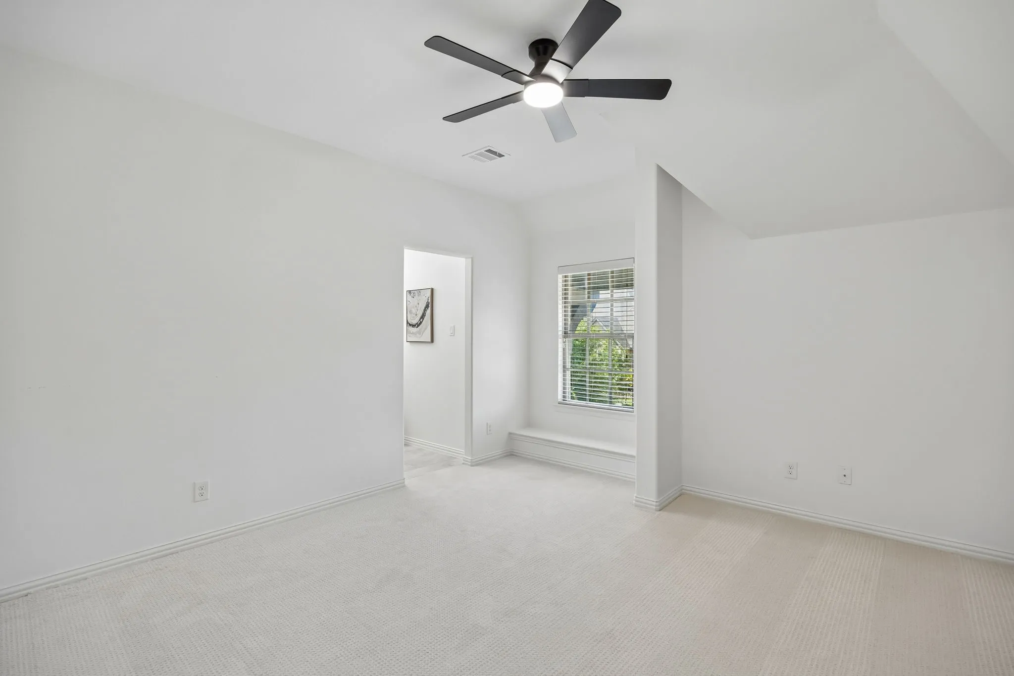 Single Family Residence For Sale in Tarrant County , 2601 Fairhill Lane, Flower Mound, Texas 75022, 4 Bedroom, 5 Bathroom, 3 Garage spaces, 4,100 Sqft, built in 2015, mls#21271557, Real Estate Agent in Flower Mound, Homes For Sale in Tarrant county, Homes For Sale in Flower Mound, Realtor in Flower Mound Texas, Real Estate Brokerage Independent Realty Texas, Luminita Cordes Realtor