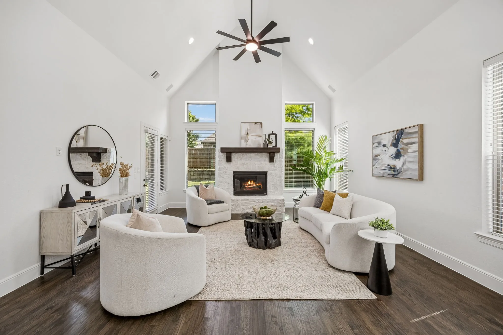 Single Family Residence For Sale in Tarrant County , 2601 Fairhill Lane, Flower Mound, Texas 75022, 4 Bedroom, 5 Bathroom, 3 Garage spaces, 4,100 Sqft, built in 2015, mls#21271557, Real Estate Agent in Flower Mound, Homes For Sale in Tarrant county, Homes For Sale in Flower Mound, Realtor in Flower Mound Texas, Real Estate Brokerage Independent Realty Texas, Luminita Cordes Realtor