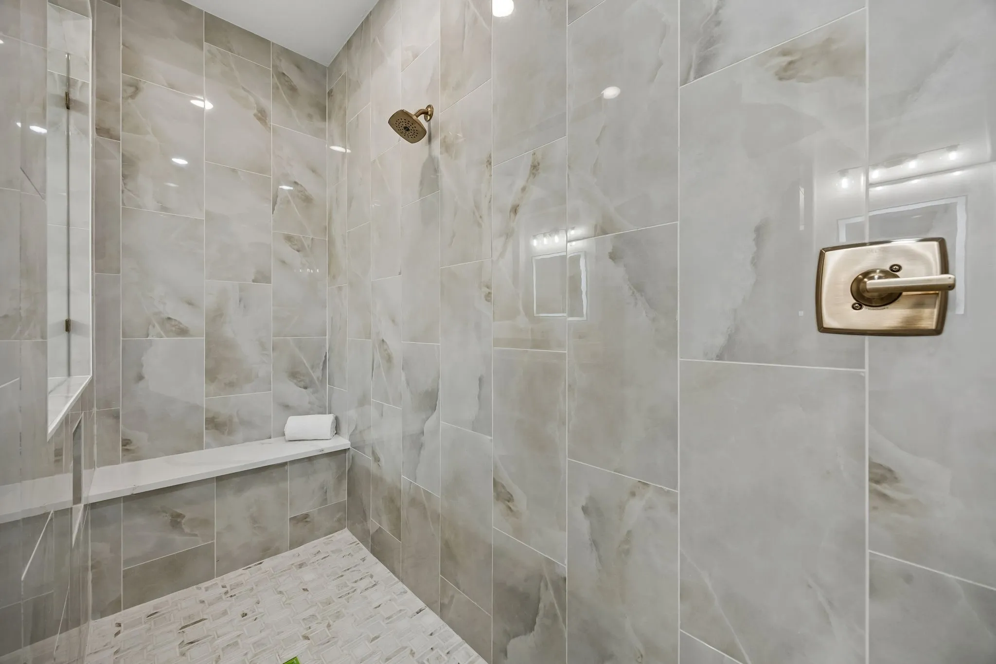 Single Family Residence For Sale in Tarrant County , 2601 Fairhill Lane, Flower Mound, Texas 75022, 4 Bedroom, 5 Bathroom, 3 Garage spaces, 4,100 Sqft, built in 2015, mls#21271557, Real Estate Agent in Flower Mound, Homes For Sale in Tarrant county, Homes For Sale in Flower Mound, Realtor in Flower Mound Texas, Real Estate Brokerage Independent Realty Texas, Luminita Cordes Realtor