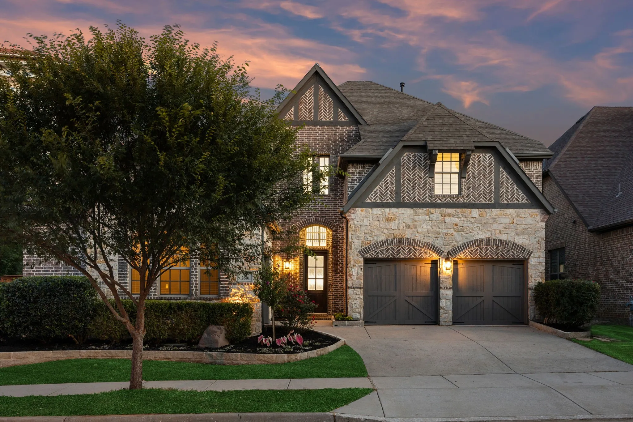 Single Family Residence For Sale in Tarrant County , 2601 Fairhill Lane, Flower Mound, Texas 75022, 4 Bedroom, 5 Bathroom, 3 Garage spaces, 4,100 Sqft, built in 2015, mls#21271557, Real Estate Agent in Flower Mound, Homes For Sale in Tarrant county, Homes For Sale in Flower Mound, Realtor in Flower Mound Texas, Real Estate Brokerage Independent Realty Texas, Luminita Cordes Realtor