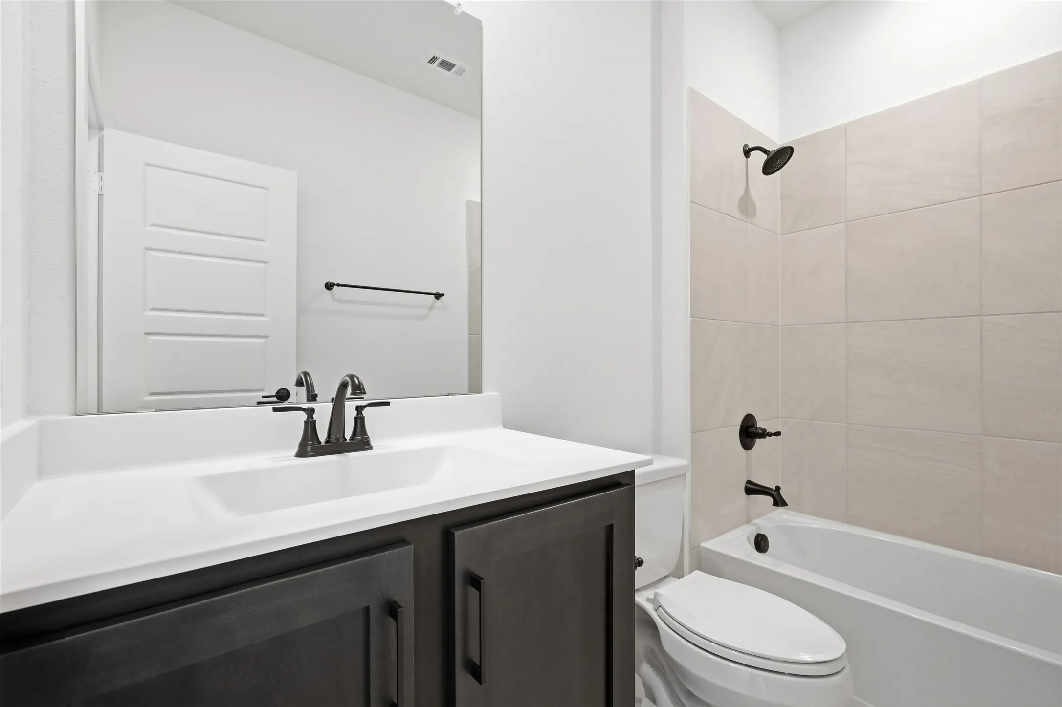 Single Family Residence For Sale in Tarrant County , 4620 Commack Drive, Fort Worth, Texas 76135, 5 Bedroom, 3 Bathroom, 2 Garage spaces, 3,043 Sqft, built in 2026, mls#21273350, Real Estate Agent in Fort Worth, Homes For Sale in Tarrant county, Homes For Sale in Fort Worth, Realtor in Fort Worth Texas, Real Estate Brokerage Independent Realty Texas, Luminita Cordes Realtor