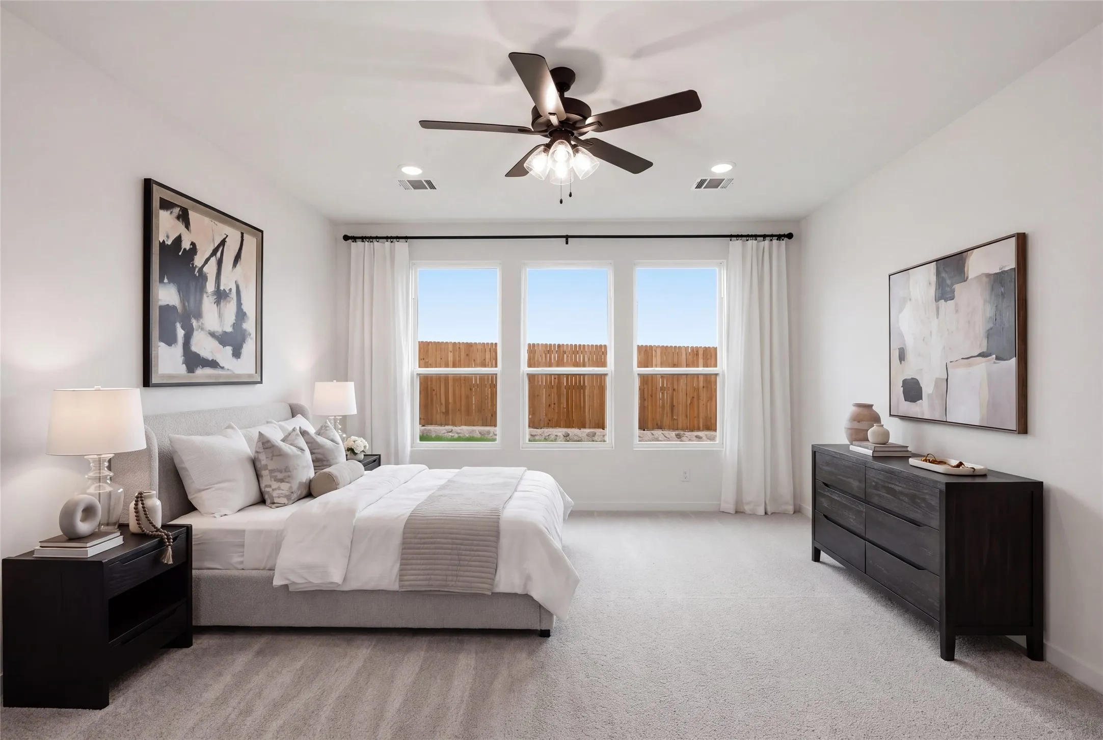 Single Family Residence For Sale in Tarrant County , 4620 Commack Drive, Fort Worth, Texas 76135, 5 Bedroom, 3 Bathroom, 2 Garage spaces, 3,043 Sqft, built in 2026, mls#21273350, Real Estate Agent in Fort Worth, Homes For Sale in Tarrant county, Homes For Sale in Fort Worth, Realtor in Fort Worth Texas, Real Estate Brokerage Independent Realty Texas, Luminita Cordes Realtor