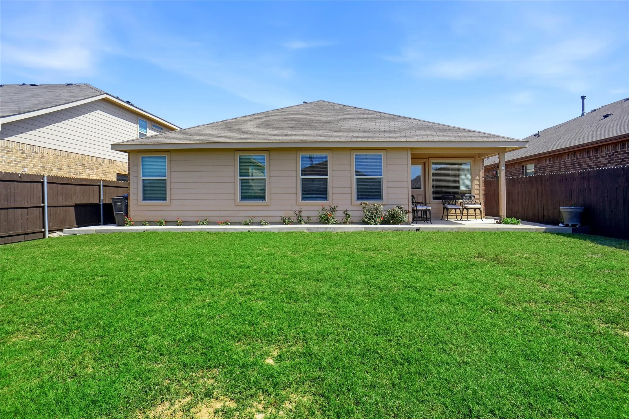Single Family Residence For Sale in Tarrant County , 6341 Porthole Lane, Fort Worth, Texas 76179, 4 Bedroom, 2 Bathroom, 2 Garage spaces, 1,587 Sqft, built in 2018, mls#21273164, Real Estate Agent in Fort Worth, Homes For Sale in Tarrant county, Homes For Sale in Fort Worth, Realtor in Fort Worth Texas, Real Estate Brokerage Independent Realty Texas, Luminita Cordes Realtor