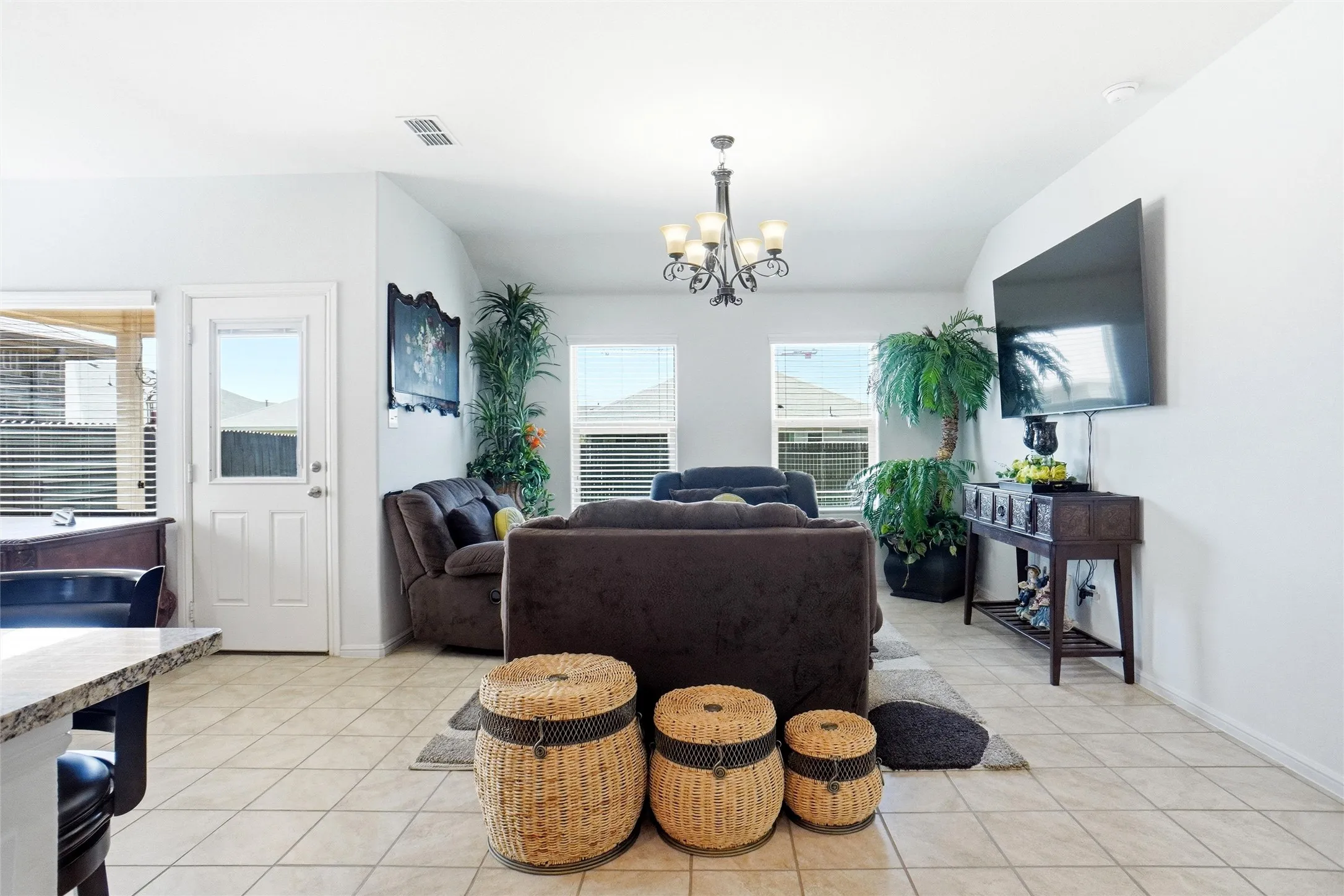 Single Family Residence For Sale in Tarrant County , 6341 Porthole Lane, Fort Worth, Texas 76179, 4 Bedroom, 2 Bathroom, 2 Garage spaces, 1,587 Sqft, built in 2018, mls#21273164, Real Estate Agent in Fort Worth, Homes For Sale in Tarrant county, Homes For Sale in Fort Worth, Realtor in Fort Worth Texas, Real Estate Brokerage Independent Realty Texas, Luminita Cordes Realtor