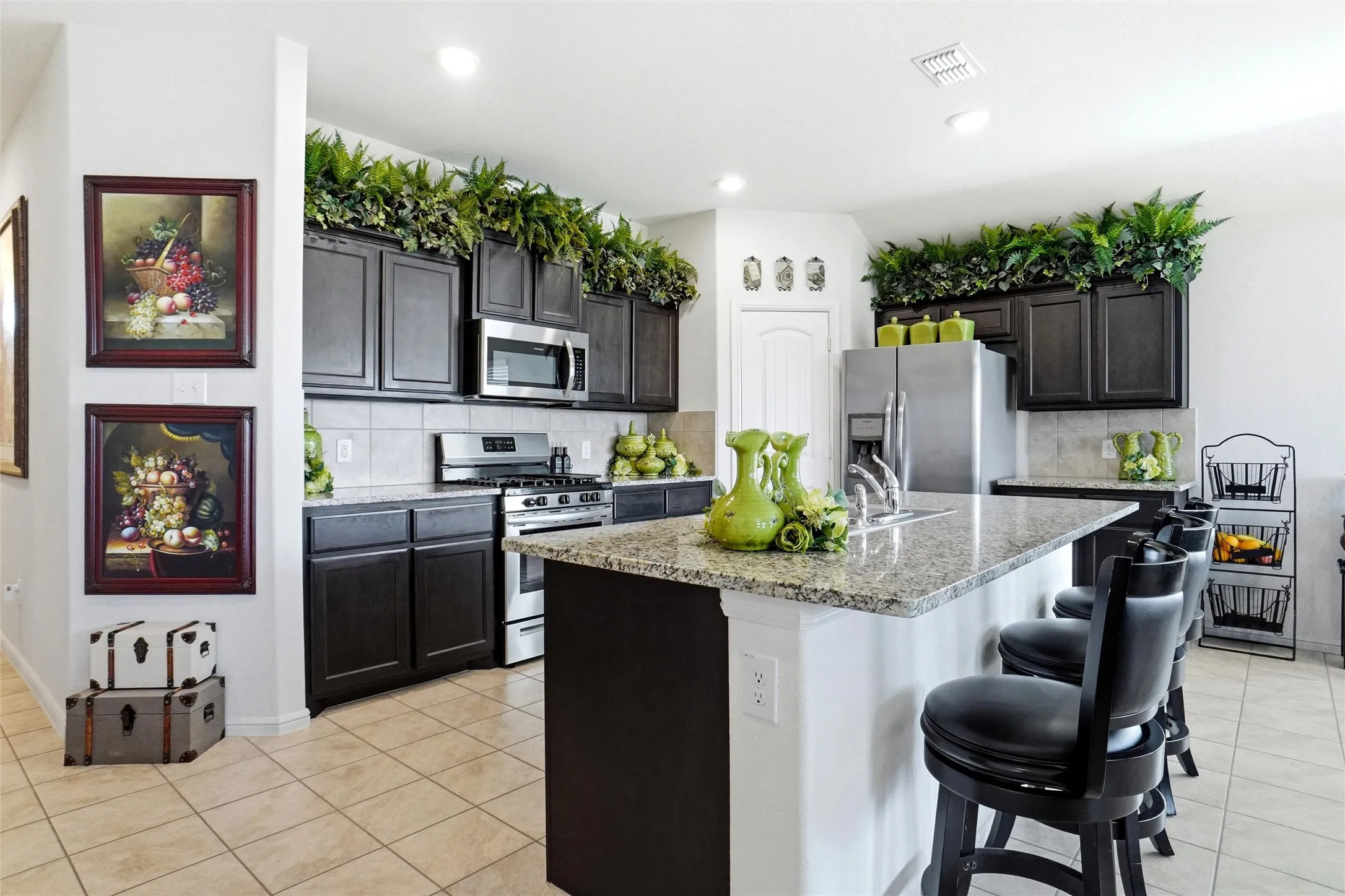 Single Family Residence For Sale in Tarrant County , 6341 Porthole Lane, Fort Worth, Texas 76179, 4 Bedroom, 2 Bathroom, 2 Garage spaces, 1,587 Sqft, built in 2018, mls#21273164, Real Estate Agent in Fort Worth, Homes For Sale in Tarrant county, Homes For Sale in Fort Worth, Realtor in Fort Worth Texas, Real Estate Brokerage Independent Realty Texas, Luminita Cordes Realtor