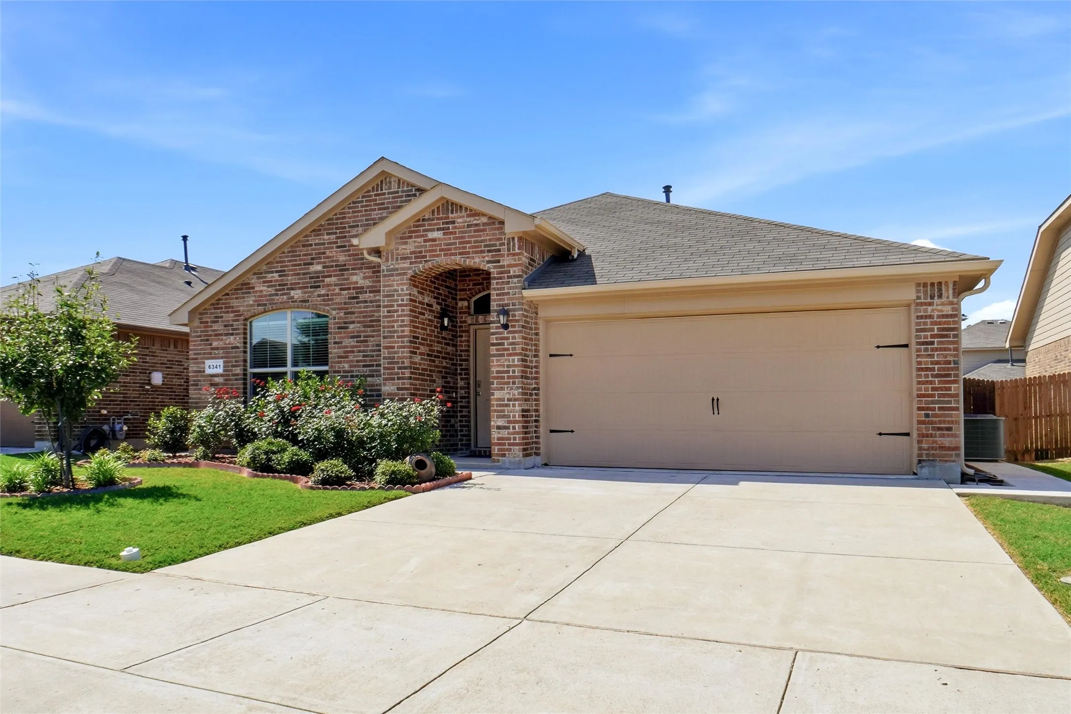 Single Family Residence For Sale in Tarrant County , 6341 Porthole Lane, Fort Worth, Texas 76179, 4 Bedroom, 2 Bathroom, 2 Garage spaces, 1,587 Sqft, built in 2018, mls#21273164, Real Estate Agent in Fort Worth, Homes For Sale in Tarrant county, Homes For Sale in Fort Worth, Realtor in Fort Worth Texas, Real Estate Brokerage Independent Realty Texas, Luminita Cordes Realtor