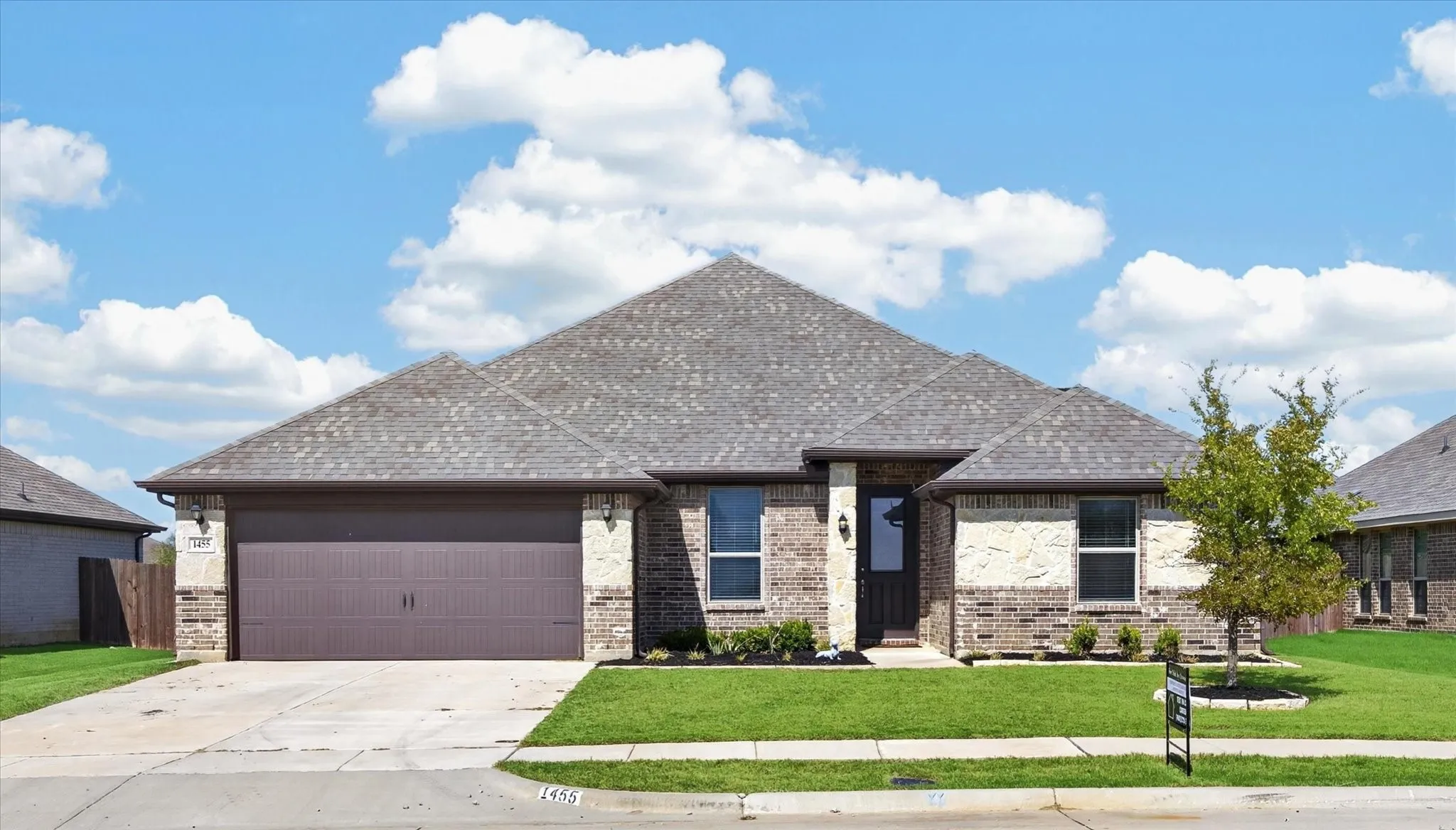 Single Family Residence For Sale in Denton County , 1455 Radecke Road, Krum, Texas 76249, 4 Bedroom, 3 Bathroom, 2 Garage spaces, 2,661 Sqft, built in 2020, mls#21273355, Real Estate Agent in Krum, Homes For Sale in Denton county, Homes For Sale in Krum, Realtor in Krum Texas, Real Estate Brokerage Independent Realty Texas, Luminita Cordes Realtor