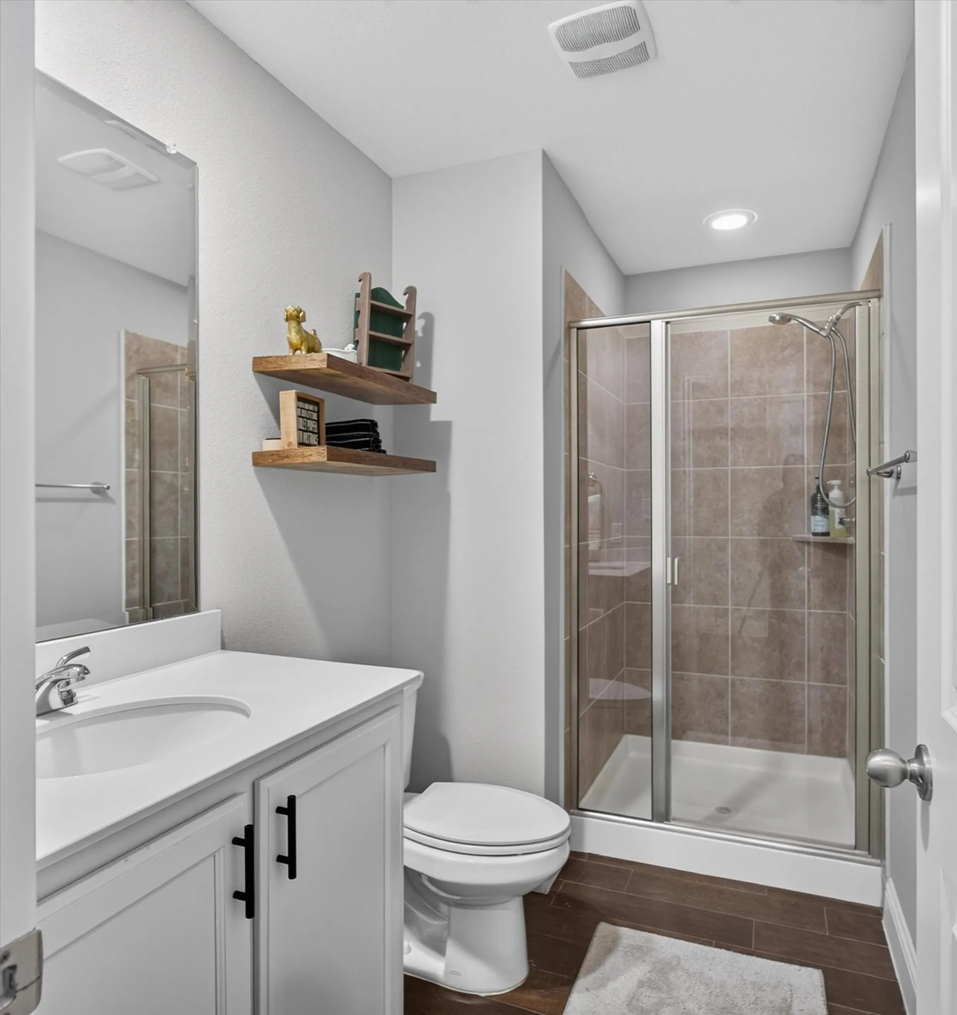 Single Family Residence For Sale in Denton County , 1455 Radecke Road, Krum, Texas 76249, 4 Bedroom, 3 Bathroom, 2 Garage spaces, 2,661 Sqft, built in 2020, mls#21273355, Real Estate Agent in Krum, Homes For Sale in Denton county, Homes For Sale in Krum, Realtor in Krum Texas, Real Estate Brokerage Independent Realty Texas, Luminita Cordes Realtor