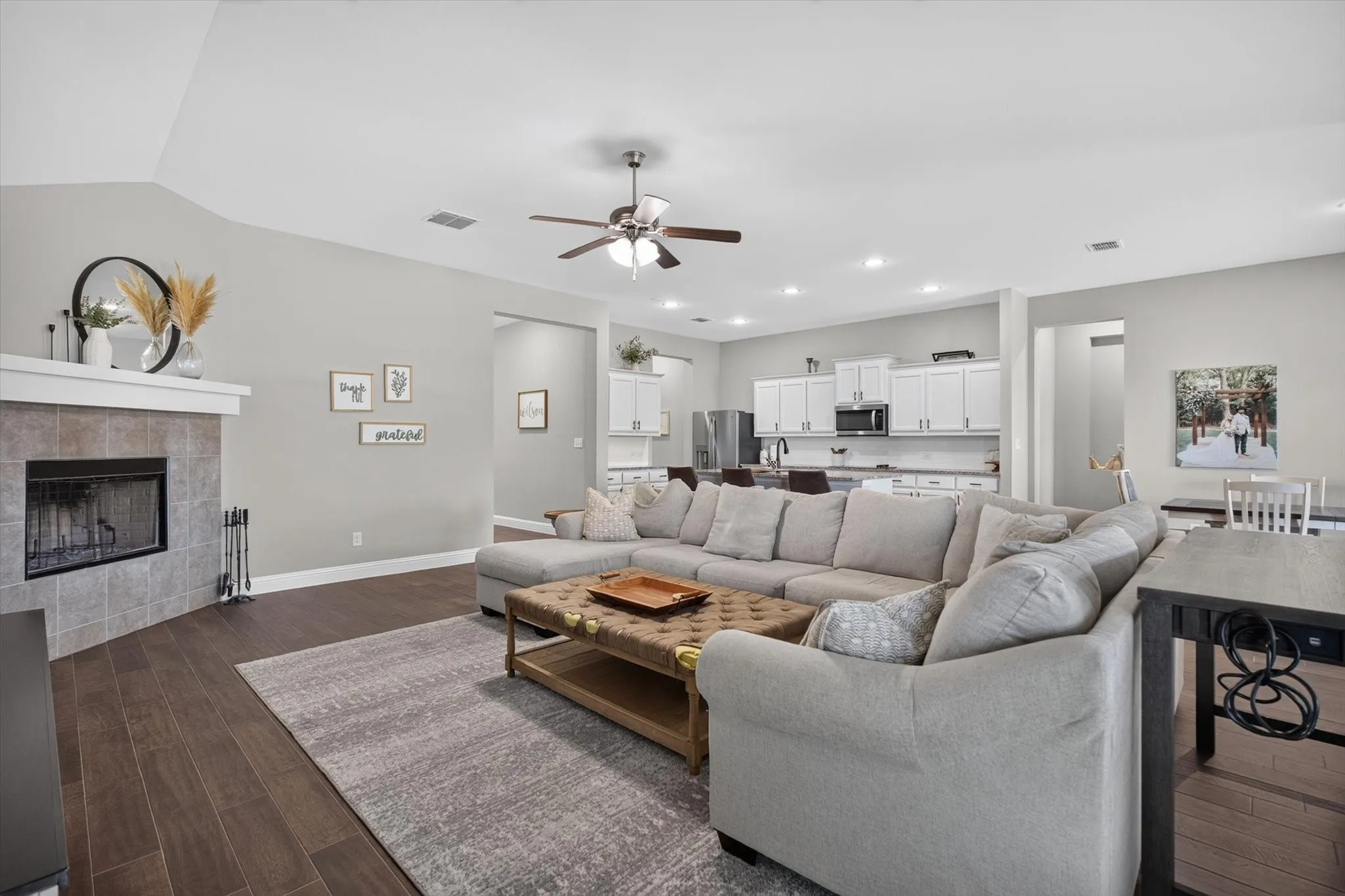 Single Family Residence For Sale in Denton County , 1455 Radecke Road, Krum, Texas 76249, 4 Bedroom, 3 Bathroom, 2 Garage spaces, 2,661 Sqft, built in 2020, mls#21273355, Real Estate Agent in Krum, Homes For Sale in Denton county, Homes For Sale in Krum, Realtor in Krum Texas, Real Estate Brokerage Independent Realty Texas, Luminita Cordes Realtor