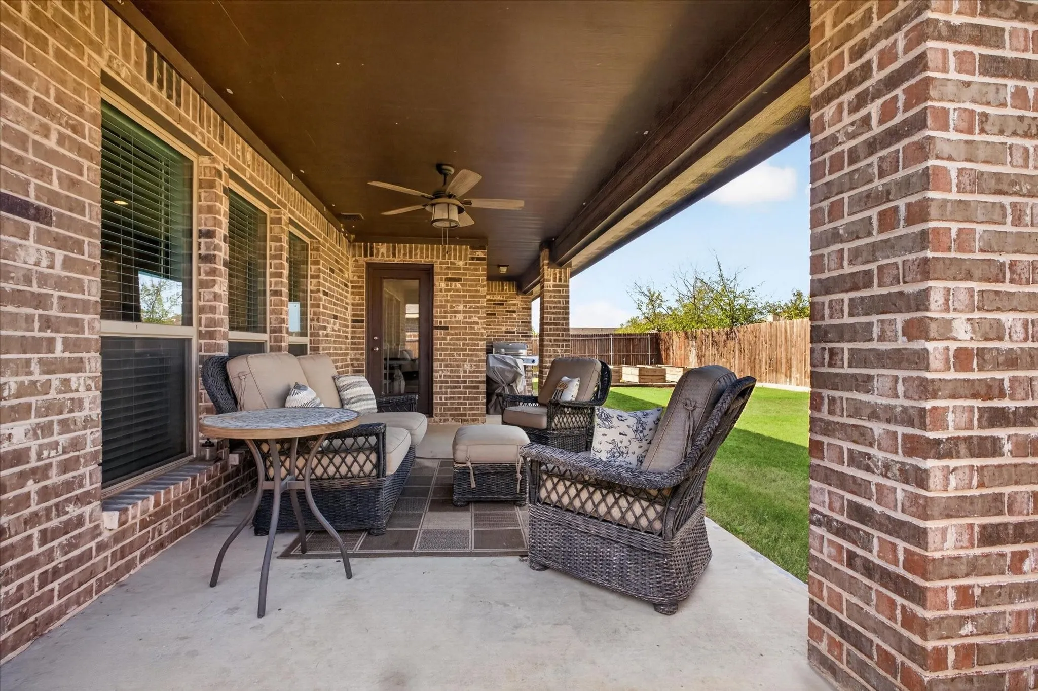 Single Family Residence For Sale in Denton County , 1455 Radecke Road, Krum, Texas 76249, 4 Bedroom, 3 Bathroom, 2 Garage spaces, 2,661 Sqft, built in 2020, mls#21273355, Real Estate Agent in Krum, Homes For Sale in Denton county, Homes For Sale in Krum, Realtor in Krum Texas, Real Estate Brokerage Independent Realty Texas, Luminita Cordes Realtor