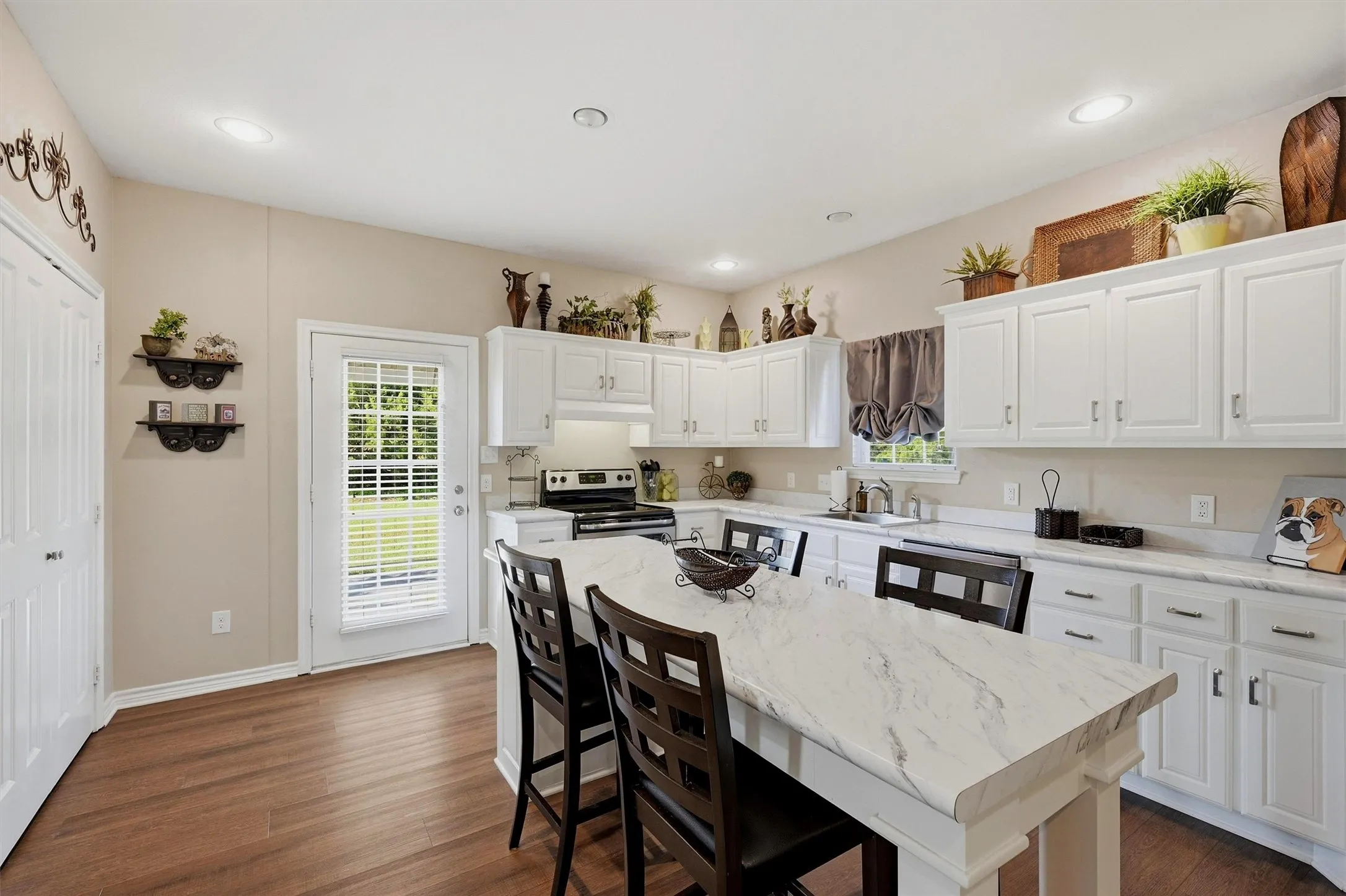 Single Family Residence For Sale in Collin County , 15656 State Highway 78 N, Blue Ridge, Texas 75424, 3 Bedroom, 2 Bathroom, 2 Garage spaces, 1,500 Sqft, built in 2015, mls#21266735, Real Estate Agent in Blue Ridge, Homes For Sale in Collin county, Homes For Sale in Blue Ridge, Realtor in Blue Ridge Texas, Real Estate Brokerage Independent Realty Texas, Luminita Cordes Realtor