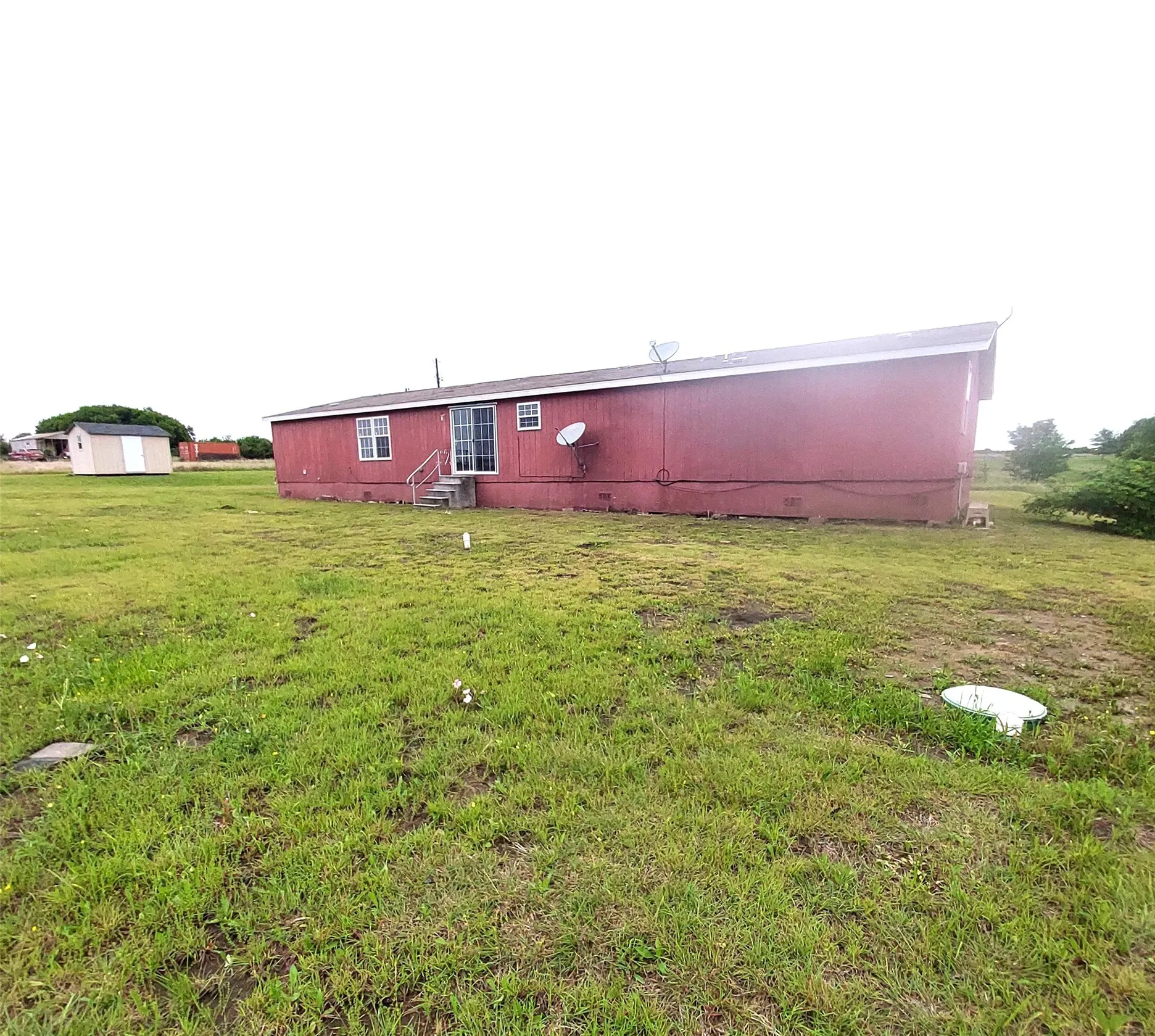 Manufactured Home For Sale in Lamar County , 3575 County Road 22500, Paris, Texas 75460, 4 Bedroom, 2 Bathroom, Garage spaces, 2,298 Sqft, built in 2013, mls#21273383, Real Estate Agent in Paris, Homes For Sale in Lamar county, Homes For Sale in Paris, Realtor in Paris Texas, Real Estate Brokerage Independent Realty Texas, Luminita Cordes Realtor