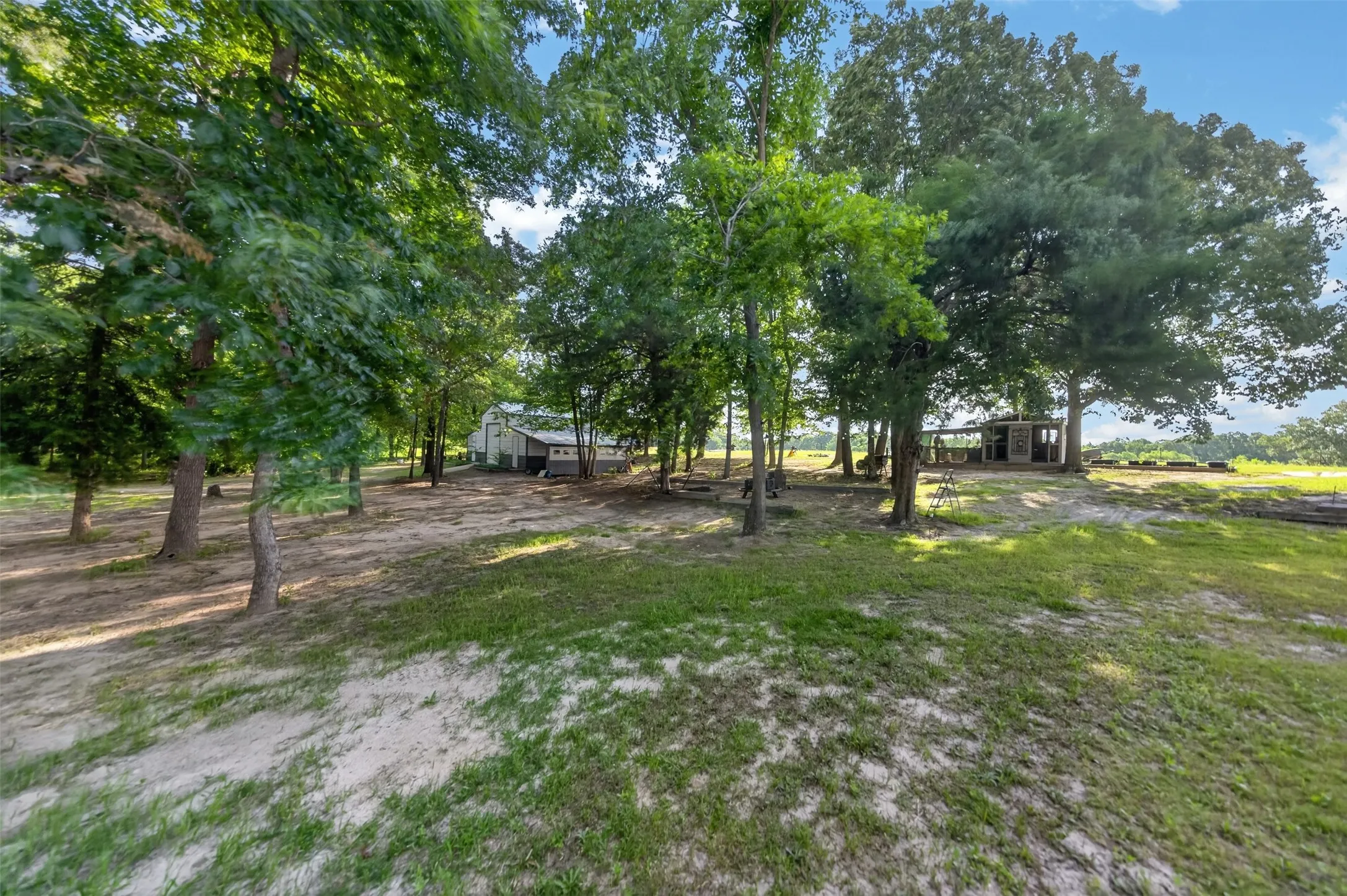 Single Family Residence For Sale in Rains County , 954 RS County Road 4261, Emory, Texas 75440, 3 Bedroom, 2 Bathroom, 1 Garage spaces, 1,959 Sqft, built in 2019, mls#21227506, Real Estate Agent in Emory, Homes For Sale in Rains county, Homes For Sale in Emory, Realtor in Emory Texas, Real Estate Brokerage Independent Realty Texas, Luminita Cordes Realtor