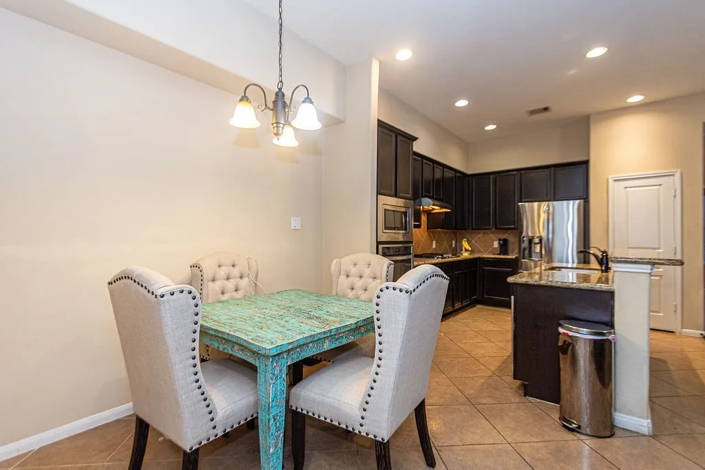 Townhouse For Sale in Harris County , 9158 Sunlight Oak Lane, Houston, Texas 77070, 2 Bedroom, 3 Bathroom, 2 Garage spaces, 1,640 Sqft, built in 2015, mls#21273441, Real Estate Agent in Houston, Homes For Sale in Harris county, Homes For Sale in Houston, Realtor in Houston Texas, Real Estate Brokerage Independent Realty Texas, Luminita Cordes Realtor