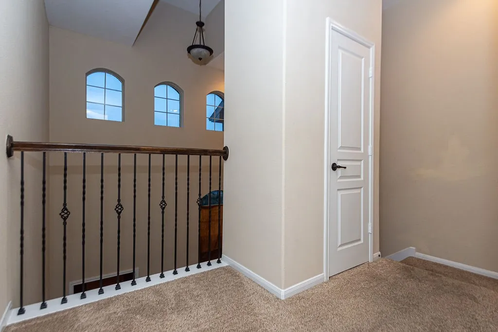Townhouse For Sale in Harris County , 9158 Sunlight Oak Lane, Houston, Texas 77070, 2 Bedroom, 3 Bathroom, 2 Garage spaces, 1,640 Sqft, built in 2015, mls#21273441, Real Estate Agent in Houston, Homes For Sale in Harris county, Homes For Sale in Houston, Realtor in Houston Texas, Real Estate Brokerage Independent Realty Texas, Luminita Cordes Realtor