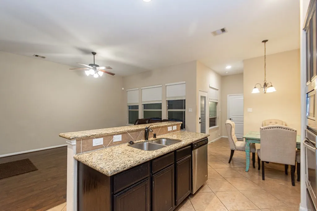 Townhouse For Sale in Harris County , 9158 Sunlight Oak Lane, Houston, Texas 77070, 2 Bedroom, 3 Bathroom, 2 Garage spaces, 1,640 Sqft, built in 2015, mls#21273441, Real Estate Agent in Houston, Homes For Sale in Harris county, Homes For Sale in Houston, Realtor in Houston Texas, Real Estate Brokerage Independent Realty Texas, Luminita Cordes Realtor