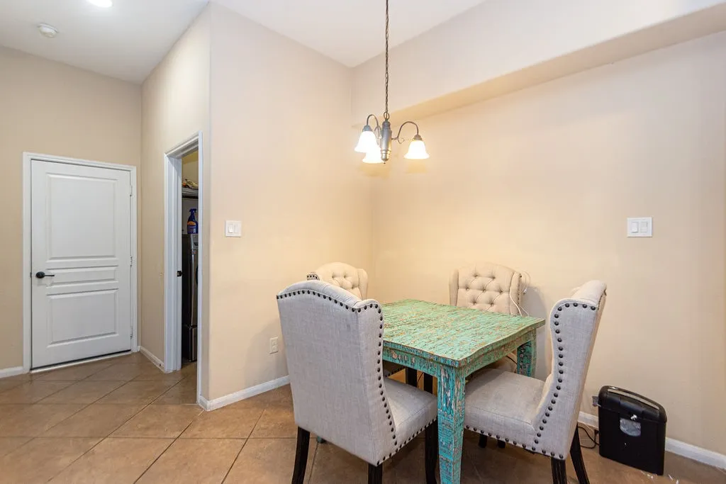 Townhouse For Sale in Harris County , 9158 Sunlight Oak Lane, Houston, Texas 77070, 2 Bedroom, 3 Bathroom, 2 Garage spaces, 1,640 Sqft, built in 2015, mls#21273441, Real Estate Agent in Houston, Homes For Sale in Harris county, Homes For Sale in Houston, Realtor in Houston Texas, Real Estate Brokerage Independent Realty Texas, Luminita Cordes Realtor