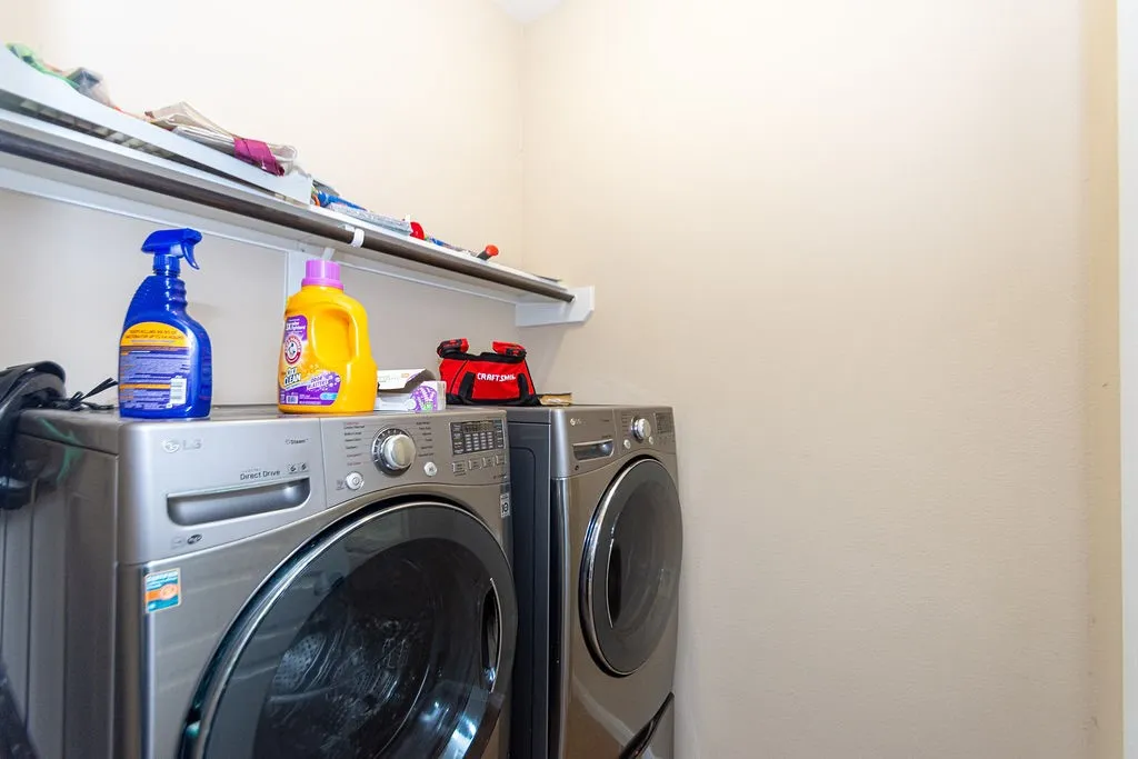 Townhouse For Sale in Harris County , 9158 Sunlight Oak Lane, Houston, Texas 77070, 2 Bedroom, 3 Bathroom, 2 Garage spaces, 1,640 Sqft, built in 2015, mls#21273441, Real Estate Agent in Houston, Homes For Sale in Harris county, Homes For Sale in Houston, Realtor in Houston Texas, Real Estate Brokerage Independent Realty Texas, Luminita Cordes Realtor
