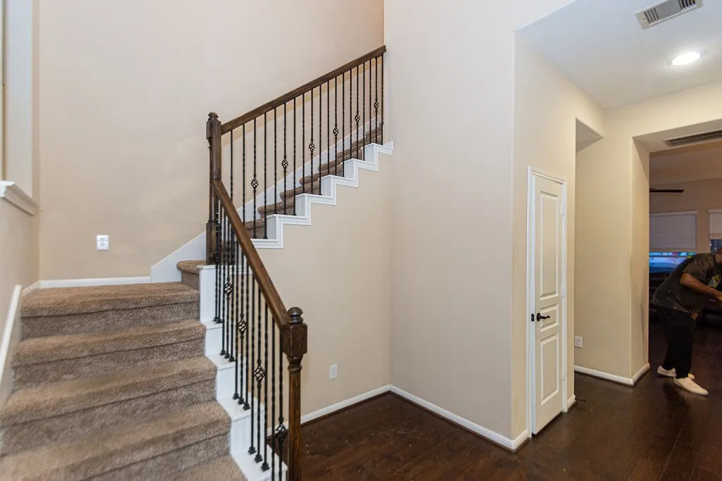 Townhouse For Sale in Harris County , 9158 Sunlight Oak Lane, Houston, Texas 77070, 2 Bedroom, 3 Bathroom, 2 Garage spaces, 1,640 Sqft, built in 2015, mls#21273441, Real Estate Agent in Houston, Homes For Sale in Harris county, Homes For Sale in Houston, Realtor in Houston Texas, Real Estate Brokerage Independent Realty Texas, Luminita Cordes Realtor