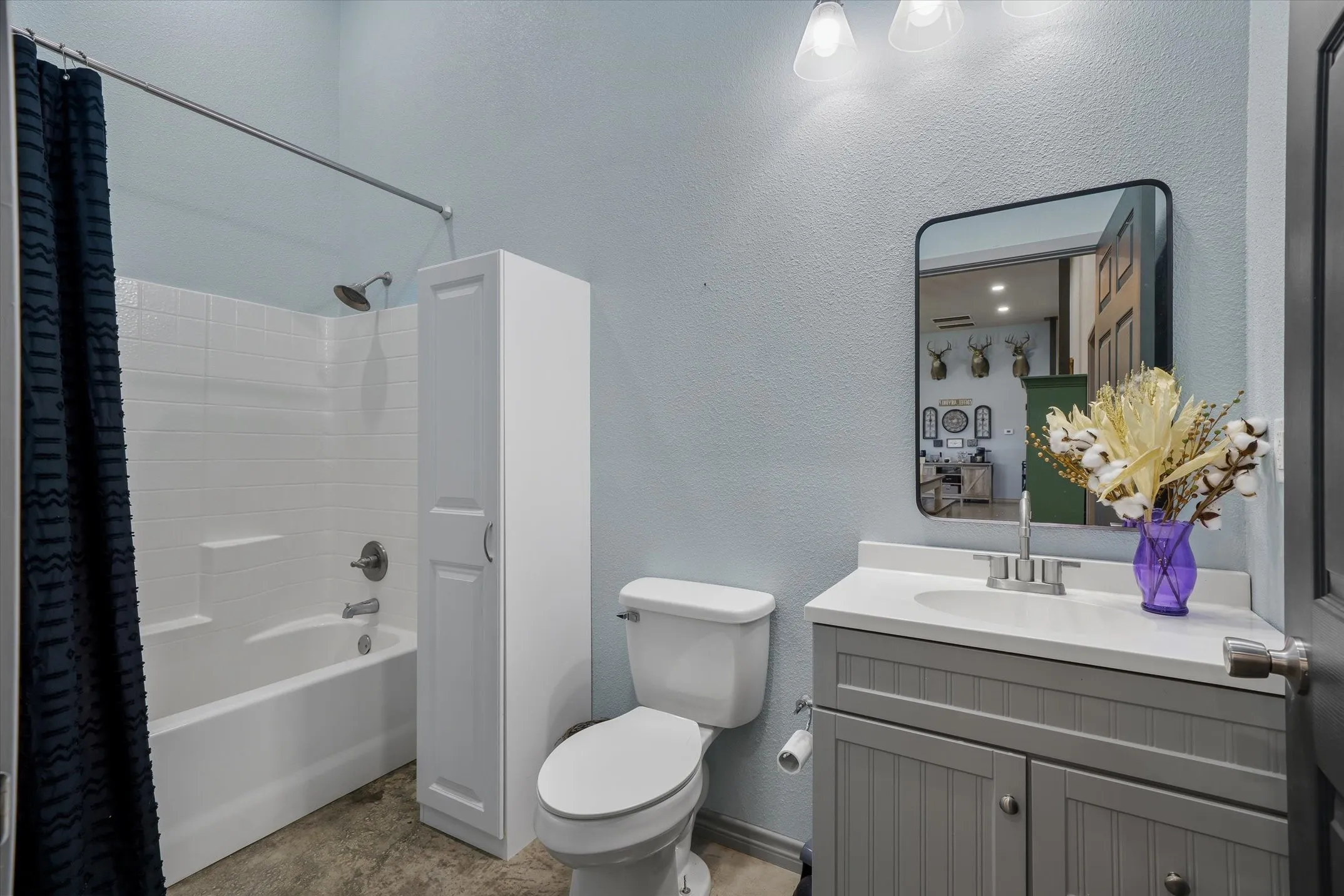 Single Family Residence For Sale in Van Zandt County , 1026 Vz County Road 2115, Canton, Texas 75103, 4 Bedroom, 3 Bathroom, Garage spaces, 2,400 Sqft, built in 2020, mls#21273134, Real Estate Agent in Canton, Homes For Sale in Van Zandt county, Homes For Sale in Canton, Realtor in Canton Texas, Real Estate Brokerage Independent Realty Texas, Luminita Cordes Realtor