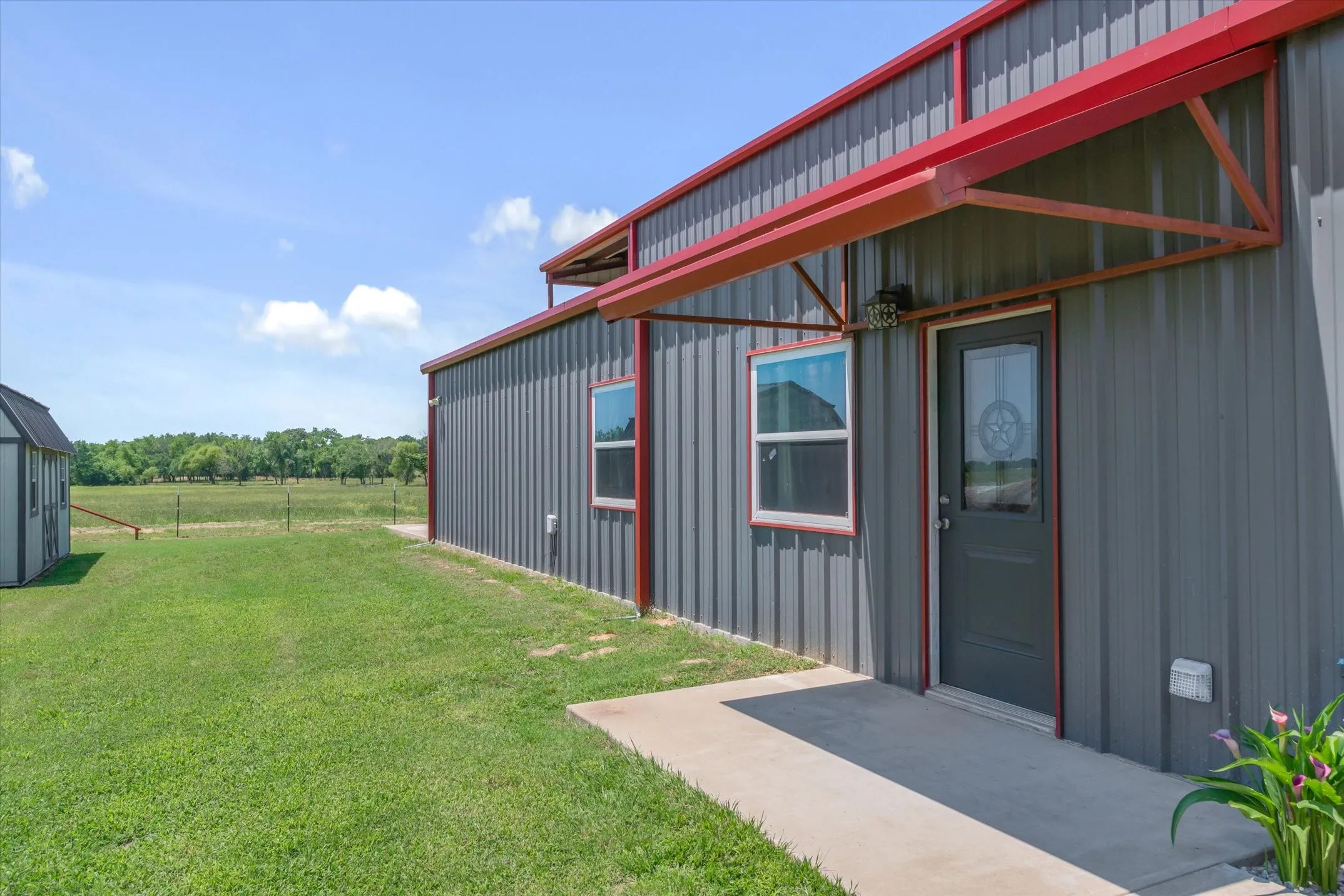 Single Family Residence For Sale in Van Zandt County , 1026 Vz County Road 2115, Canton, Texas 75103, 4 Bedroom, 3 Bathroom, Garage spaces, 2,400 Sqft, built in 2020, mls#21273134, Real Estate Agent in Canton, Homes For Sale in Van Zandt county, Homes For Sale in Canton, Realtor in Canton Texas, Real Estate Brokerage Independent Realty Texas, Luminita Cordes Realtor