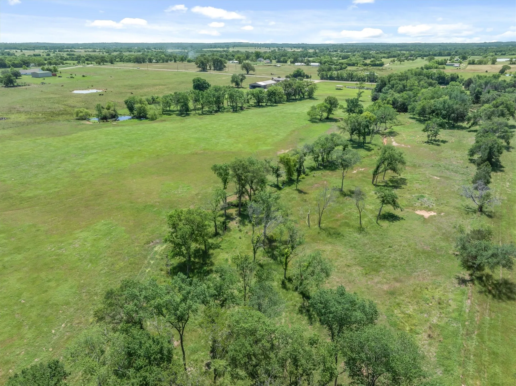 Single Family Residence For Sale in Van Zandt County , 1026 Vz County Road 2115, Canton, Texas 75103, 4 Bedroom, 3 Bathroom, Garage spaces, 2,400 Sqft, built in 2020, mls#21273134, Real Estate Agent in Canton, Homes For Sale in Van Zandt county, Homes For Sale in Canton, Realtor in Canton Texas, Real Estate Brokerage Independent Realty Texas, Luminita Cordes Realtor