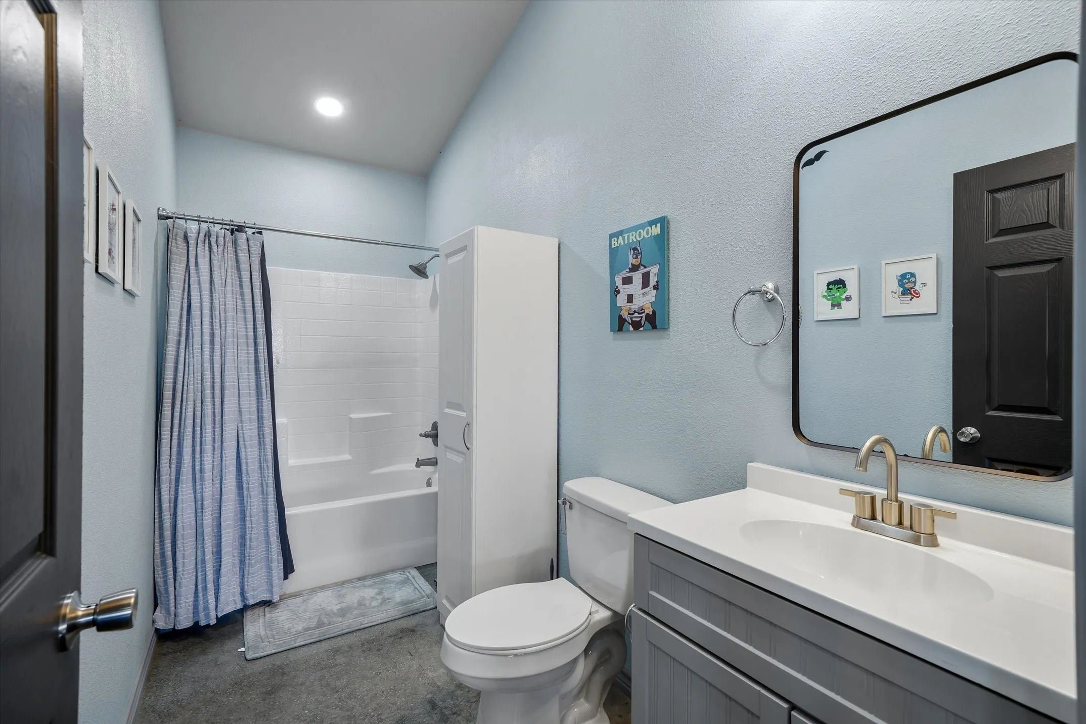 Single Family Residence For Sale in Van Zandt County , 1026 Vz County Road 2115, Canton, Texas 75103, 4 Bedroom, 3 Bathroom, Garage spaces, 2,400 Sqft, built in 2020, mls#21273134, Real Estate Agent in Canton, Homes For Sale in Van Zandt county, Homes For Sale in Canton, Realtor in Canton Texas, Real Estate Brokerage Independent Realty Texas, Luminita Cordes Realtor