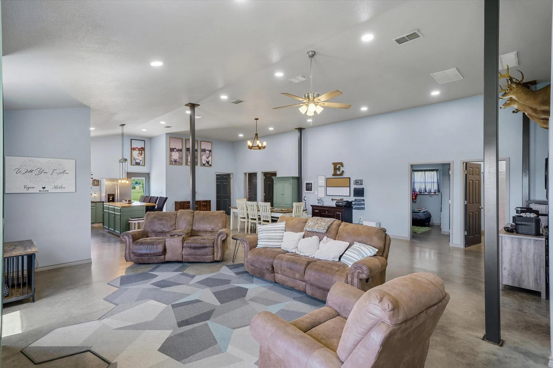 Single Family Residence For Sale in Van Zandt County , 1026 Vz County Road 2115, Canton, Texas 75103, 4 Bedroom, 3 Bathroom, Garage spaces, 2,400 Sqft, built in 2020, mls#21273134, Real Estate Agent in Canton, Homes For Sale in Van Zandt county, Homes For Sale in Canton, Realtor in Canton Texas, Real Estate Brokerage Independent Realty Texas, Luminita Cordes Realtor