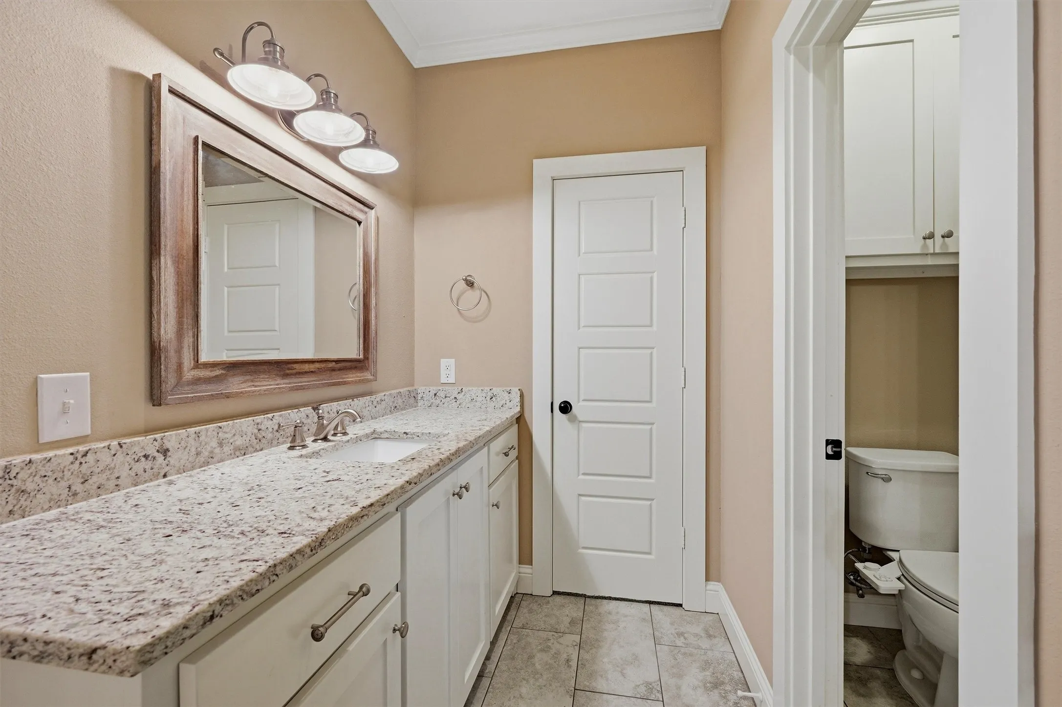 Single Family Residence For Sale in Grayson County , 662 Preakness Place Road, Van Alstyne, Texas 75495, 4 Bedrooms, 3 Bathrooms, 2 Garage spaces, 2,311 Sqft, built in 2017, Price $649,000, mls#21273473, Real Estate Agent in Van Alstyne, Homes For Sale in Grayson county, Homes For Sale in Van Alstyne, Realtor in Van Alstyne Texas, Real Estate Brokerage Independent Realty Texas, Luminita Cordes Realtor