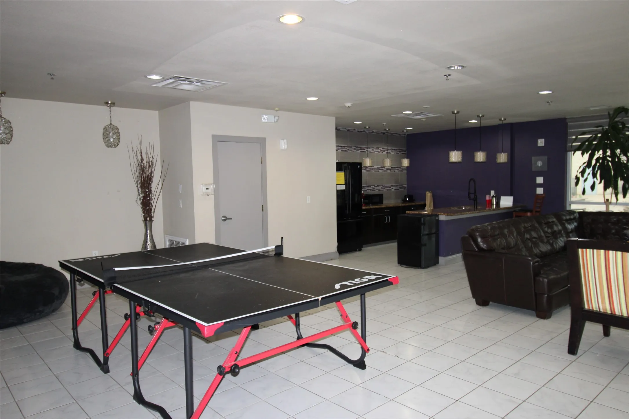 Condominium For Rent in Dallas County , 1100 W Trinity Mills Road 3035, Carrollton, Texas 75006, 2 Bedroom, 2 Bathroom, Garage spaces, 1,100 Sqft, built in 2012, mls#21237201, Real Estate Agent in Carrollton, Homes For Rent in Dallas county, Homes For Rent in Carrollton, Realtor in Carrollton Texas, Real Estate Brokerage Independent Realty Texas, Luminita Cordes Realtor
