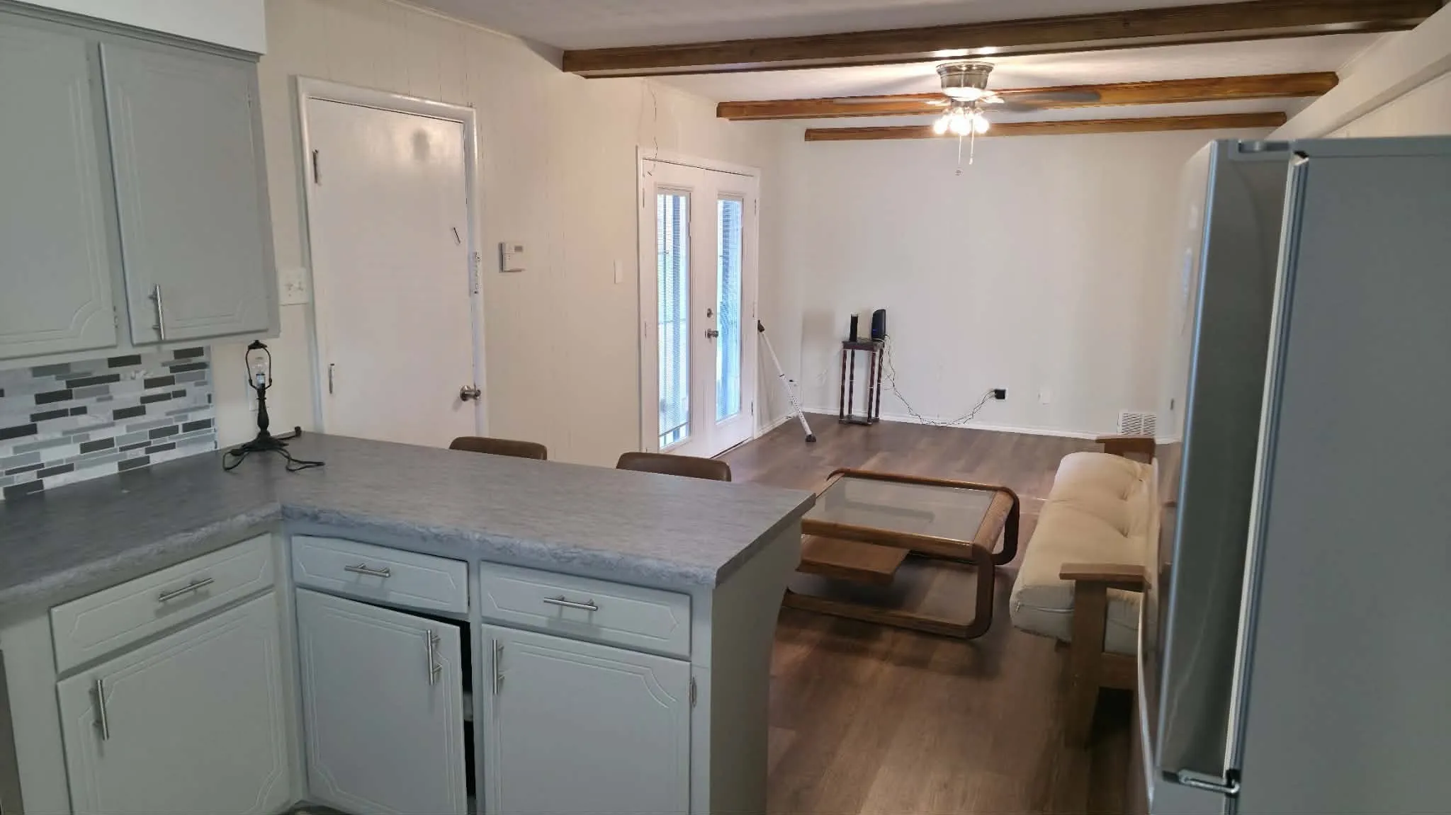 Single Family Residence For Rent in Dallas County , 5722 Old Ox Road, Dallas, Texas 75241, 3 Bedroom, 2 Bathroom, 2 Garage spaces, 1,464 Sqft, built in 1958, mls#21271513, Real Estate Agent in Dallas, Homes For Rent in Dallas county, Homes For Rent in Dallas, Realtor in Dallas Texas, Real Estate Brokerage Independent Realty Texas, Luminita Cordes Realtor