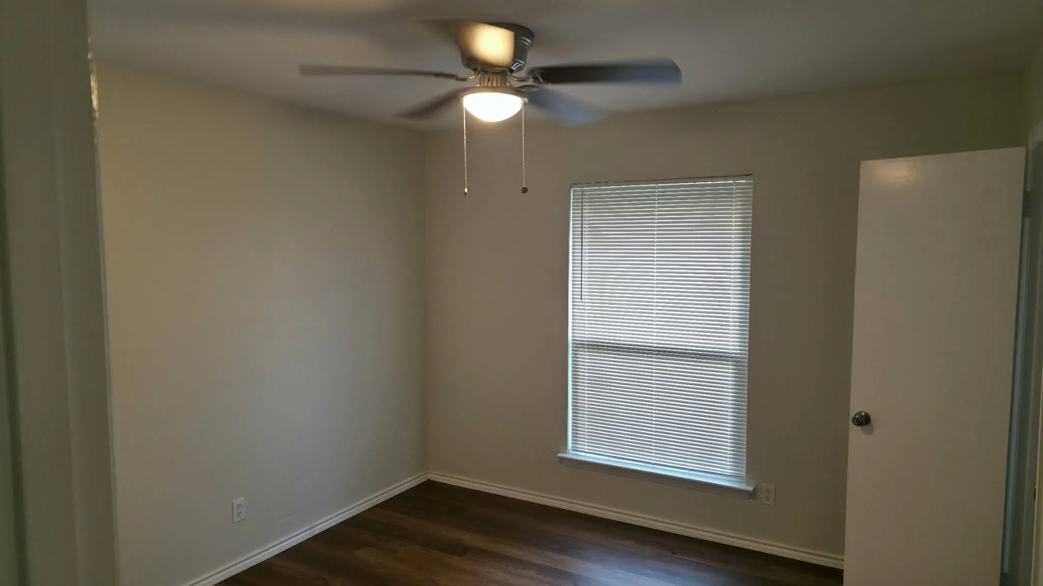 Single Family Residence For Rent in Dallas County , 5722 Old Ox Road, Dallas, Texas 75241, 3 Bedroom, 2 Bathroom, 2 Garage spaces, 1,464 Sqft, built in 1958, mls#21271513, Real Estate Agent in Dallas, Homes For Rent in Dallas county, Homes For Rent in Dallas, Realtor in Dallas Texas, Real Estate Brokerage Independent Realty Texas, Luminita Cordes Realtor