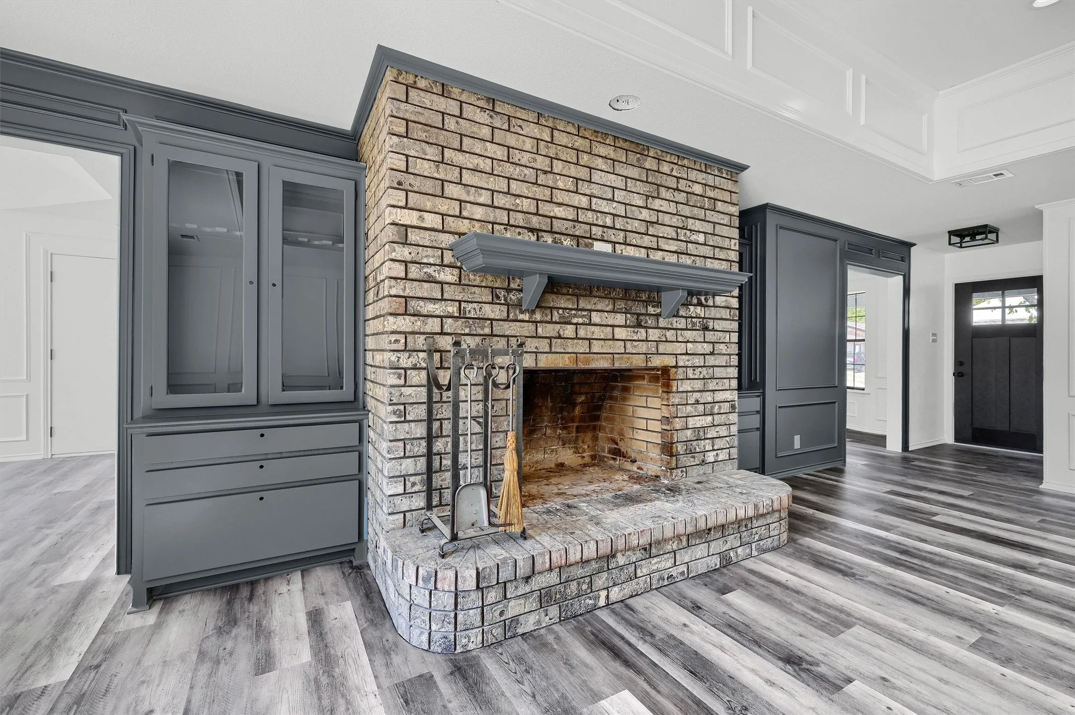 Single Family Residence For Sale in Grayson County , 608 North Avenue, Whitesboro, Texas 76273, 4 Bedroom, 3 Bathroom, 2 Garage spaces, 2,277 Sqft, built in 1985, mls#21273511, Real Estate Agent in Whitesboro, Homes For Sale in Grayson county, Homes For Sale in Whitesboro, Realtor in Whitesboro Texas, Real Estate Brokerage Independent Realty Texas, Luminita Cordes Realtor