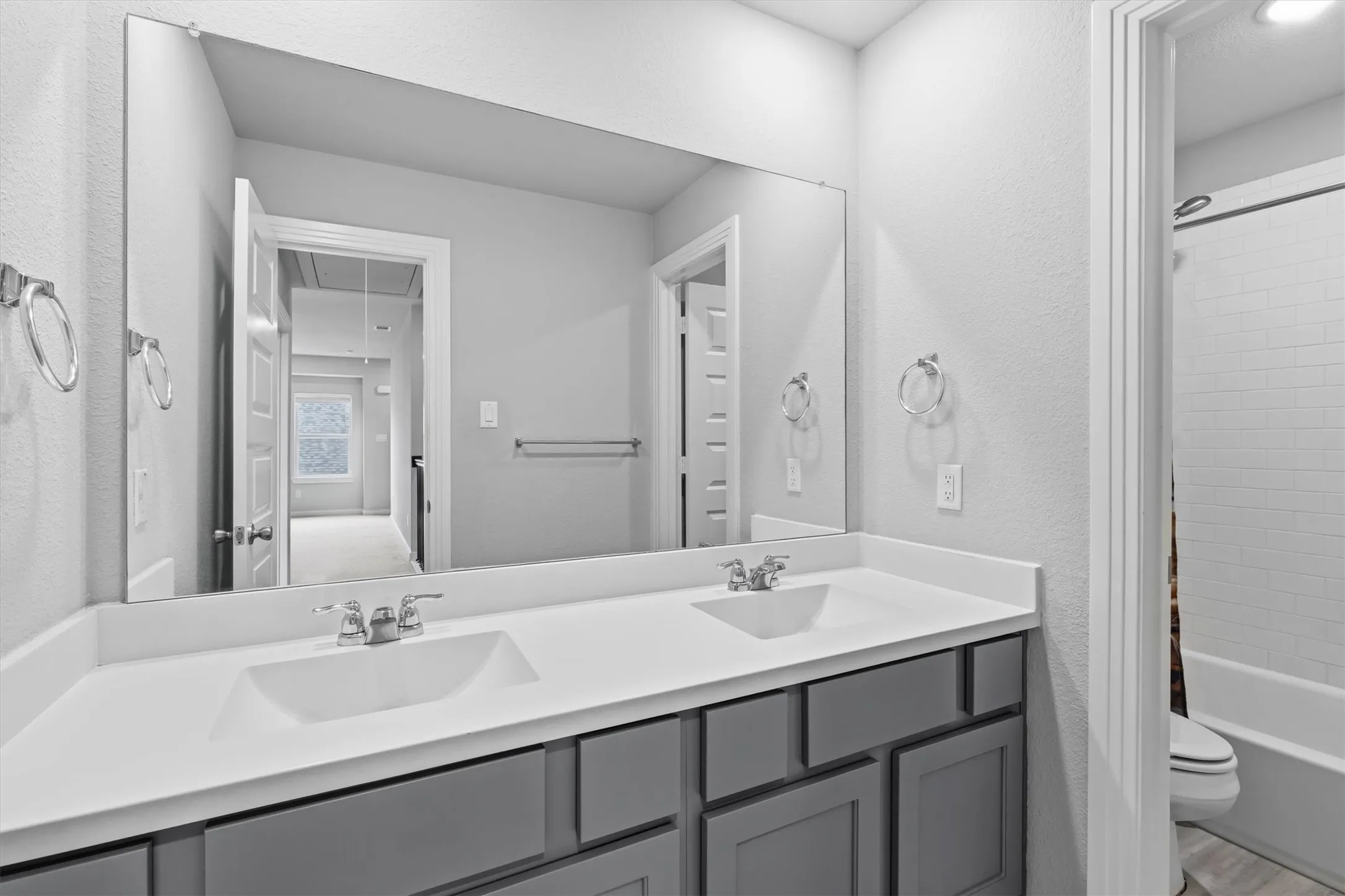 Upstairs bathroom