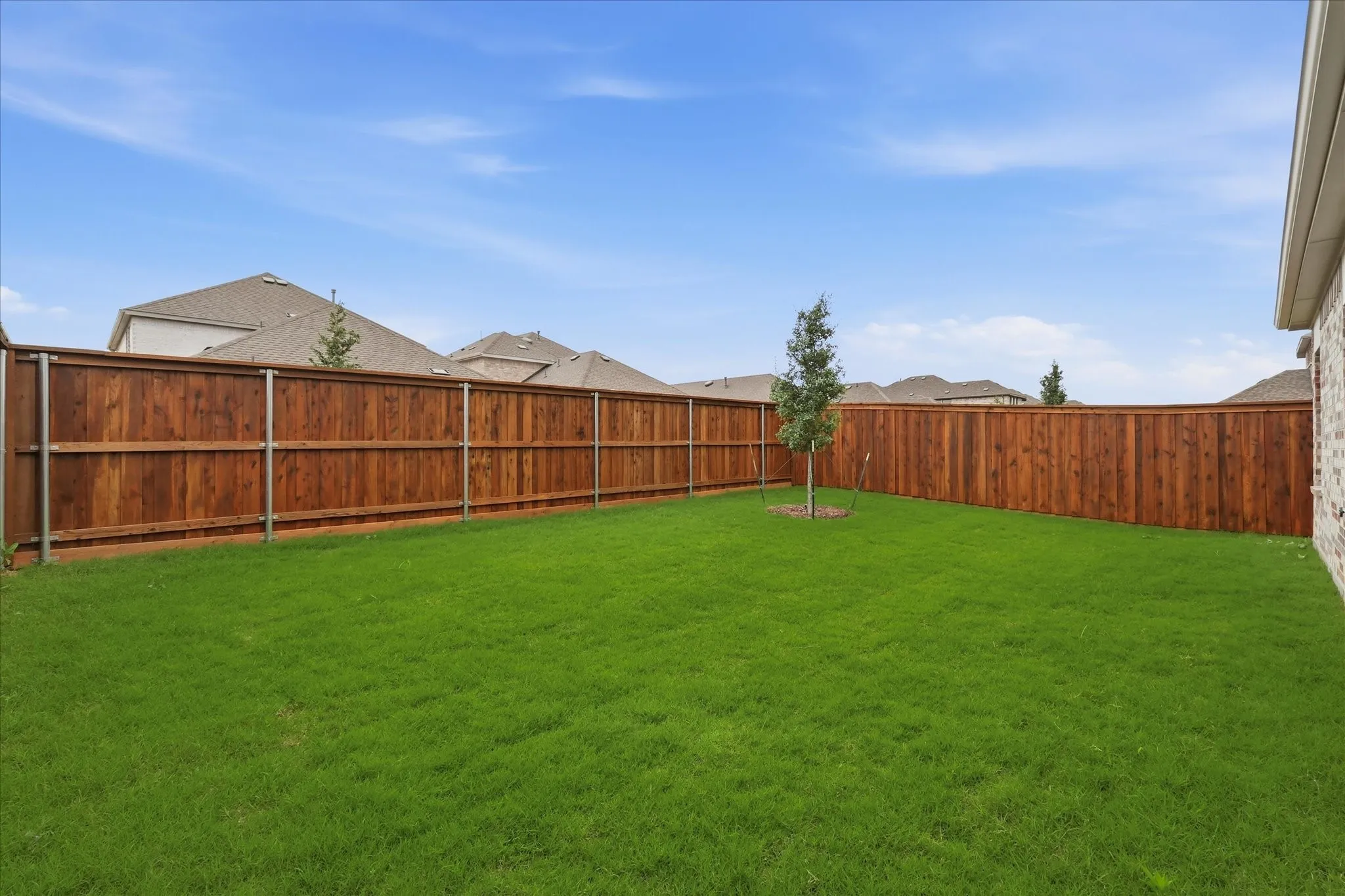 Single Family Residence For Rent in Denton County , 937 lost mine Trail, Little Elm, Texas 75068, 4 Bedrooms, 3 Bathrooms, 2 Garage spaces, 2,498 Sqft, built in 2026, Price $2,700, mls#21273167, Real Estate Agent in Little Elm, Homes For Rent in Denton county, Homes For Rent in Little Elm, Realtor in Little Elm Texas, Real Estate Brokerage Independent Realty Texas, Luminita Cordes Realtor