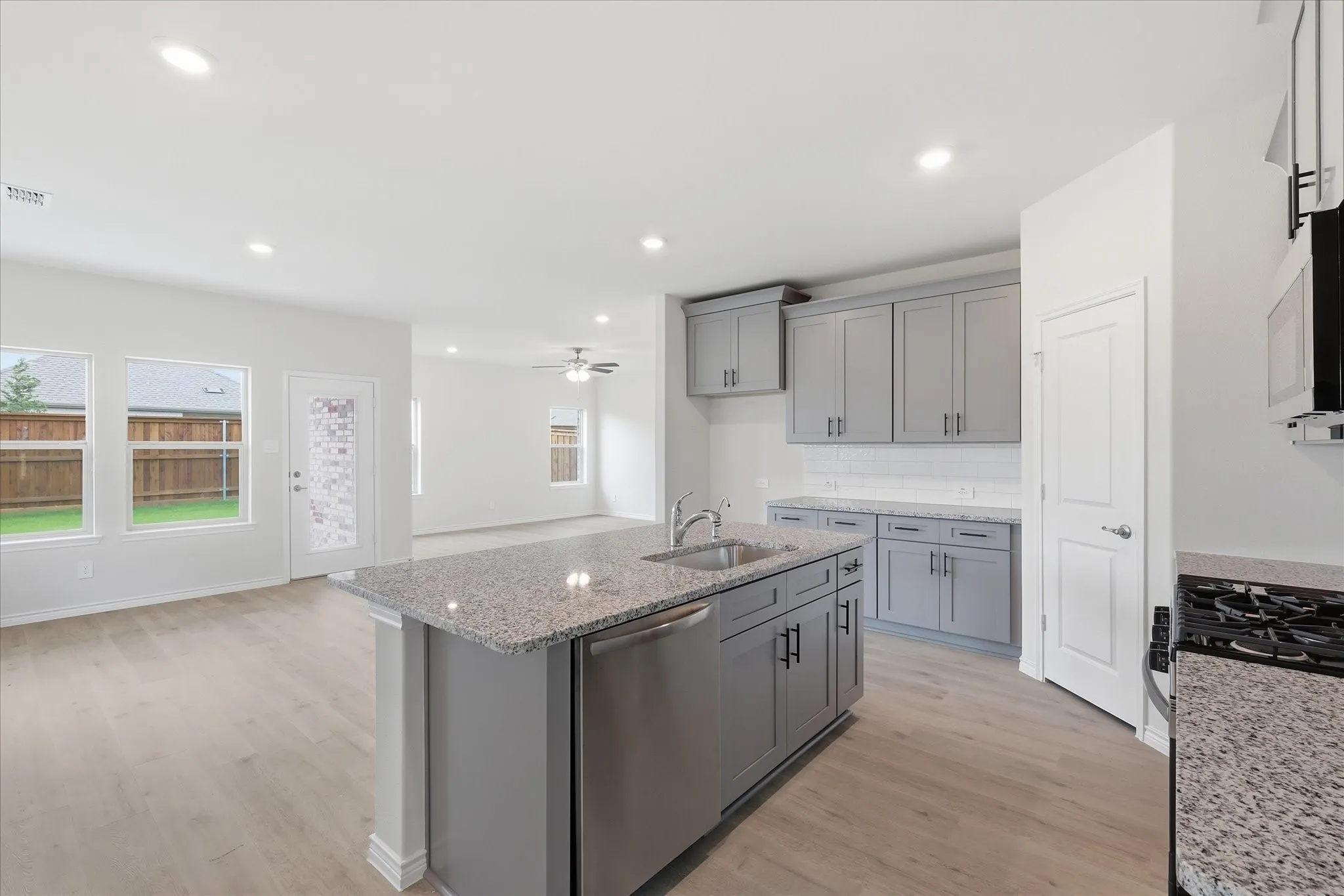 Single Family Residence For Rent in Denton County , 937 lost mine Trail, Little Elm, Texas 75068, 4 Bedrooms, 3 Bathrooms, 2 Garage spaces, 2,498 Sqft, built in 2026, Price $2,700, mls#21273167, Real Estate Agent in Little Elm, Homes For Rent in Denton county, Homes For Rent in Little Elm, Realtor in Little Elm Texas, Real Estate Brokerage Independent Realty Texas, Luminita Cordes Realtor