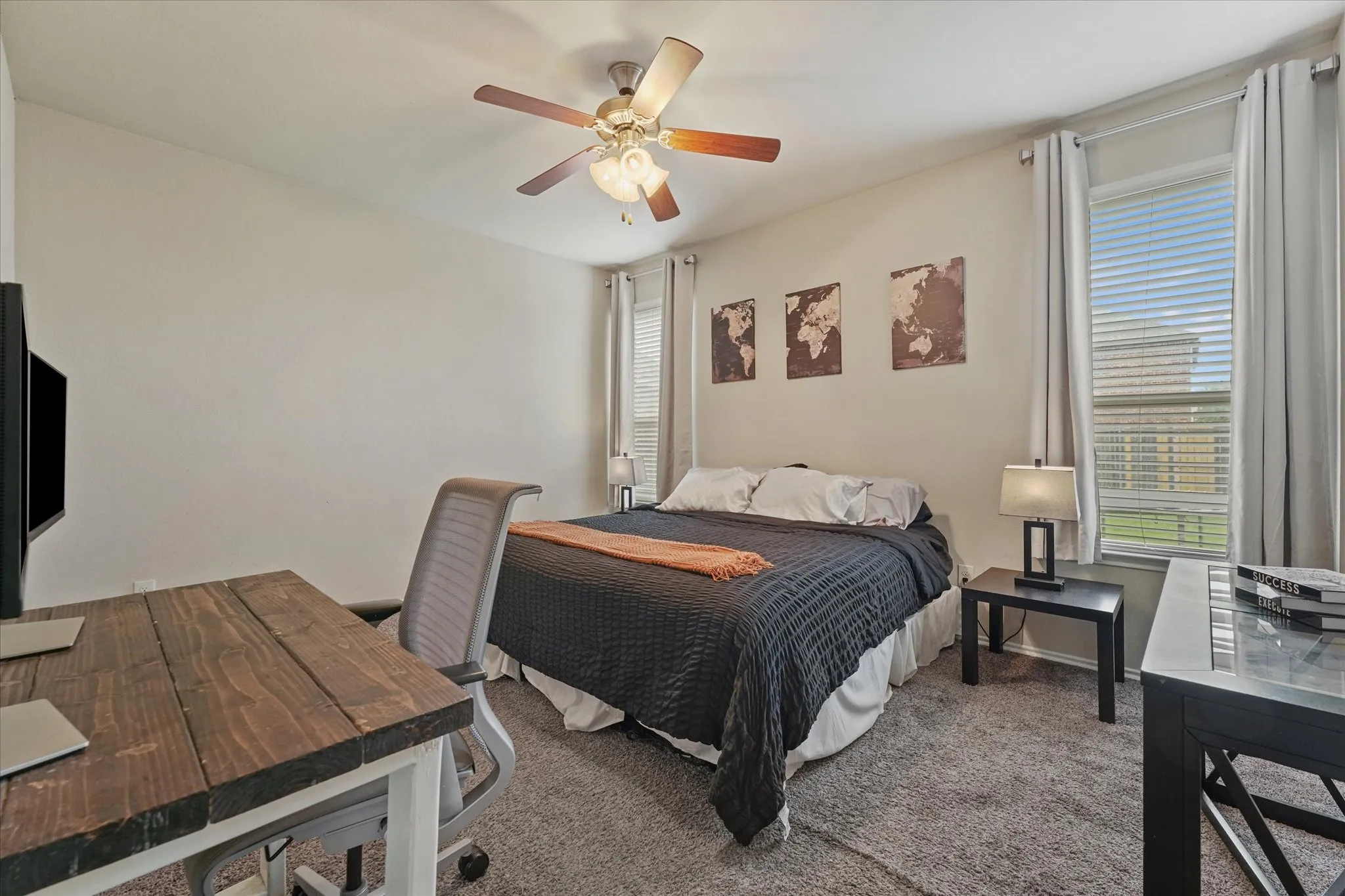 Single Family Residence For Sale in Denton County , 8833 Tenderfoot Lane, Aubrey, Texas 76227, 4 Bedroom, 3 Bathroom, 2 Garage spaces, 1,555 Sqft, built in 2016, mls#21273501, Real Estate Agent in Aubrey, Homes For Sale in Denton county, Homes For Sale in Aubrey, Realtor in Aubrey Texas, Real Estate Brokerage Independent Realty Texas, Luminita Cordes Realtor