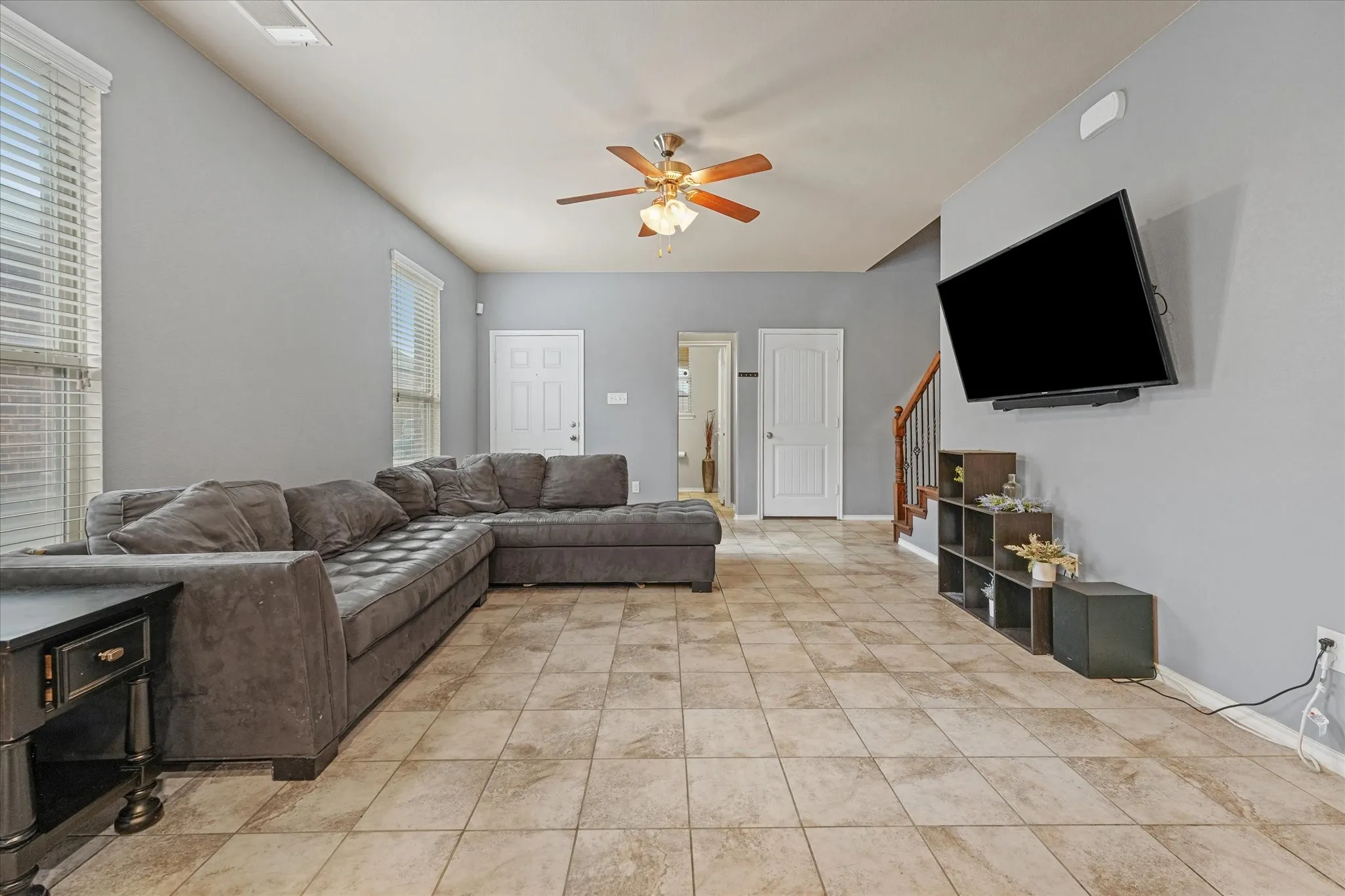 Single Family Residence For Sale in Denton County , 8833 Tenderfoot Lane, Aubrey, Texas 76227, 4 Bedroom, 3 Bathroom, 2 Garage spaces, 1,555 Sqft, built in 2016, mls#21273501, Real Estate Agent in Aubrey, Homes For Sale in Denton county, Homes For Sale in Aubrey, Realtor in Aubrey Texas, Real Estate Brokerage Independent Realty Texas, Luminita Cordes Realtor