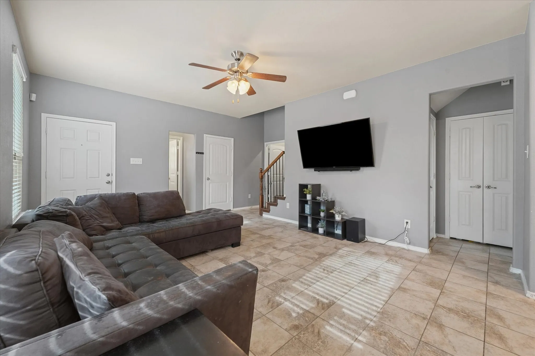 Single Family Residence For Sale in Denton County , 8833 Tenderfoot Lane, Aubrey, Texas 76227, 4 Bedroom, 3 Bathroom, 2 Garage spaces, 1,555 Sqft, built in 2016, mls#21273501, Real Estate Agent in Aubrey, Homes For Sale in Denton county, Homes For Sale in Aubrey, Realtor in Aubrey Texas, Real Estate Brokerage Independent Realty Texas, Luminita Cordes Realtor